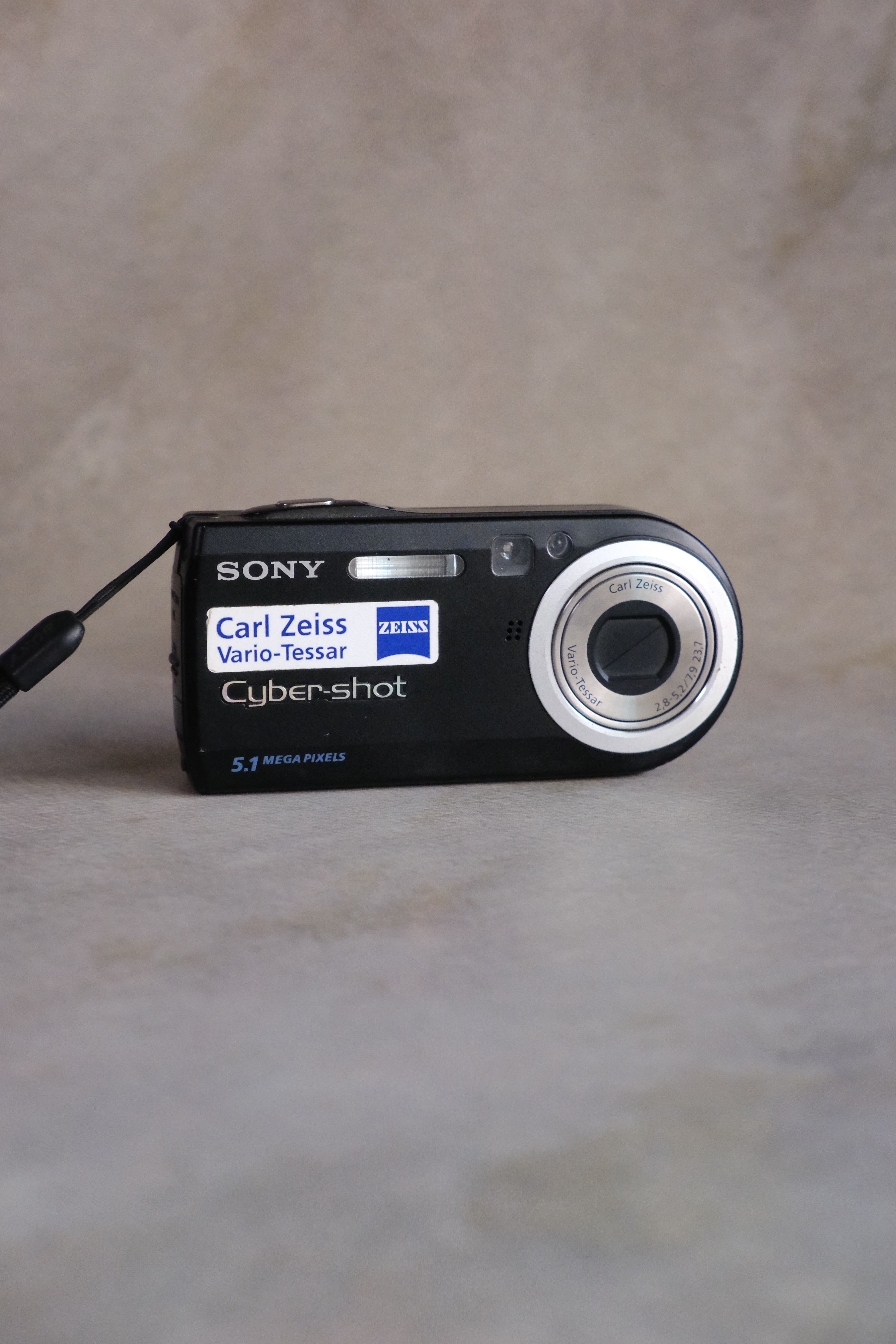 Sony DSC-P120