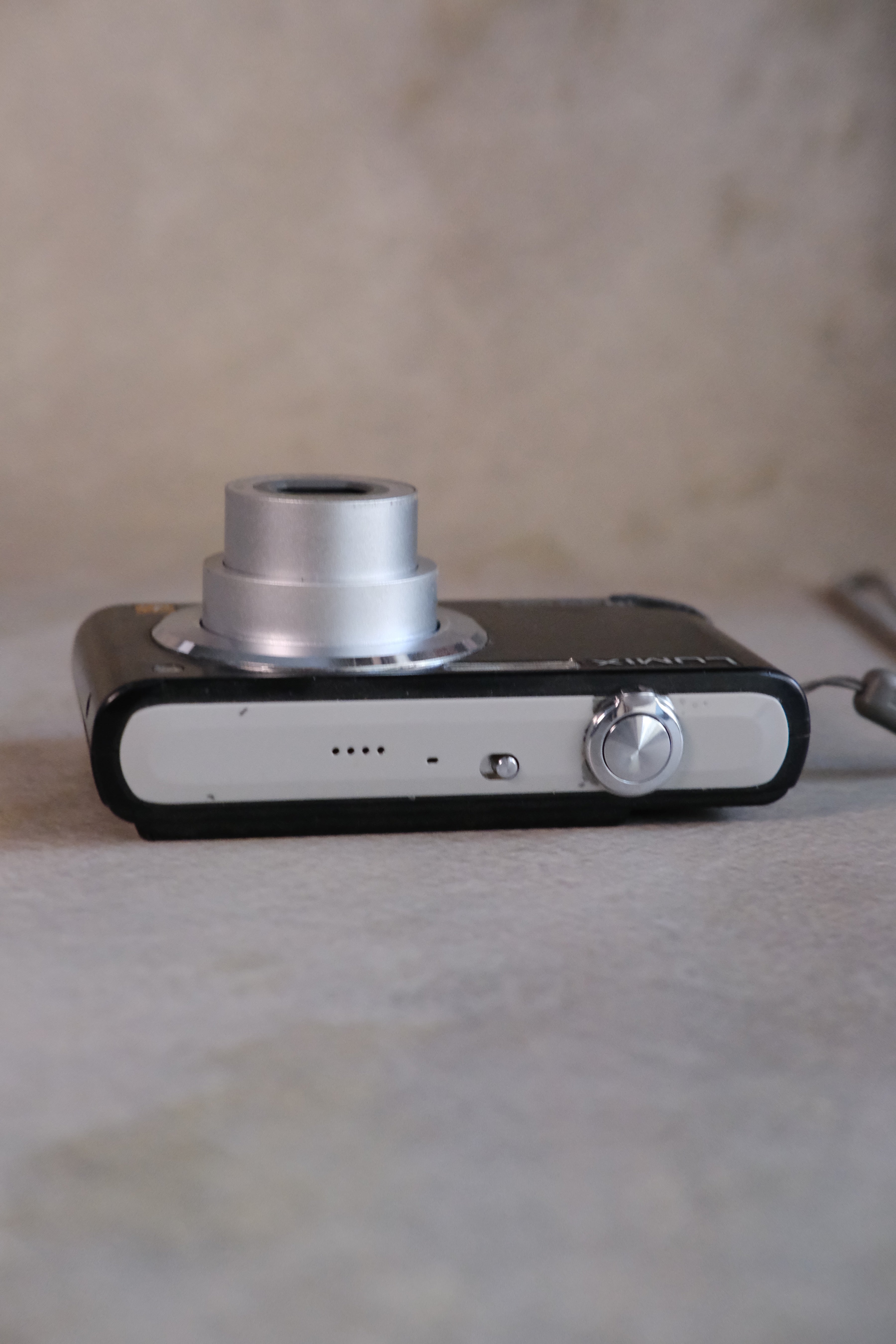Panasonic Lumix DMC-F2