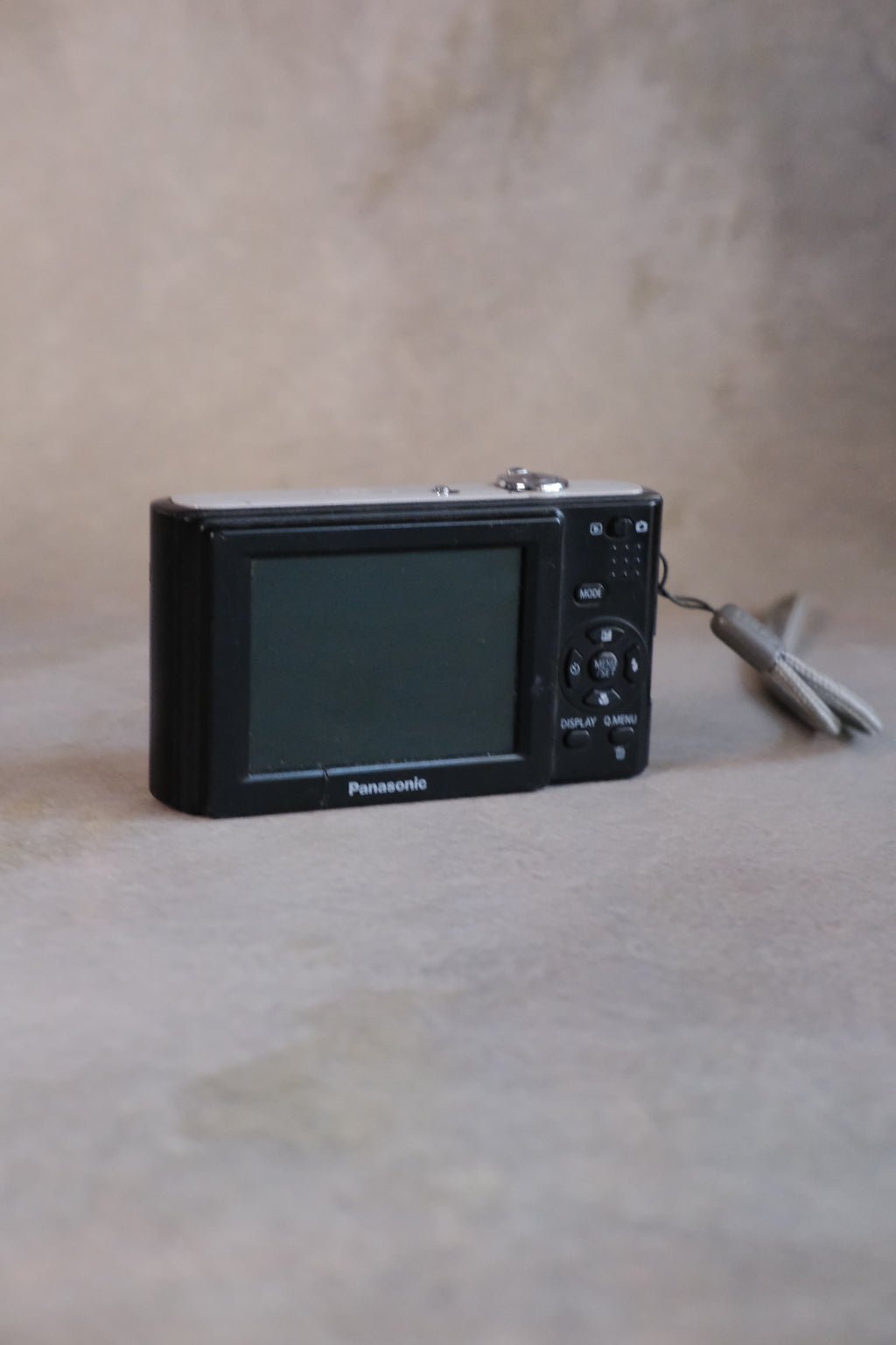 Panasonic Lumix DMC-F2