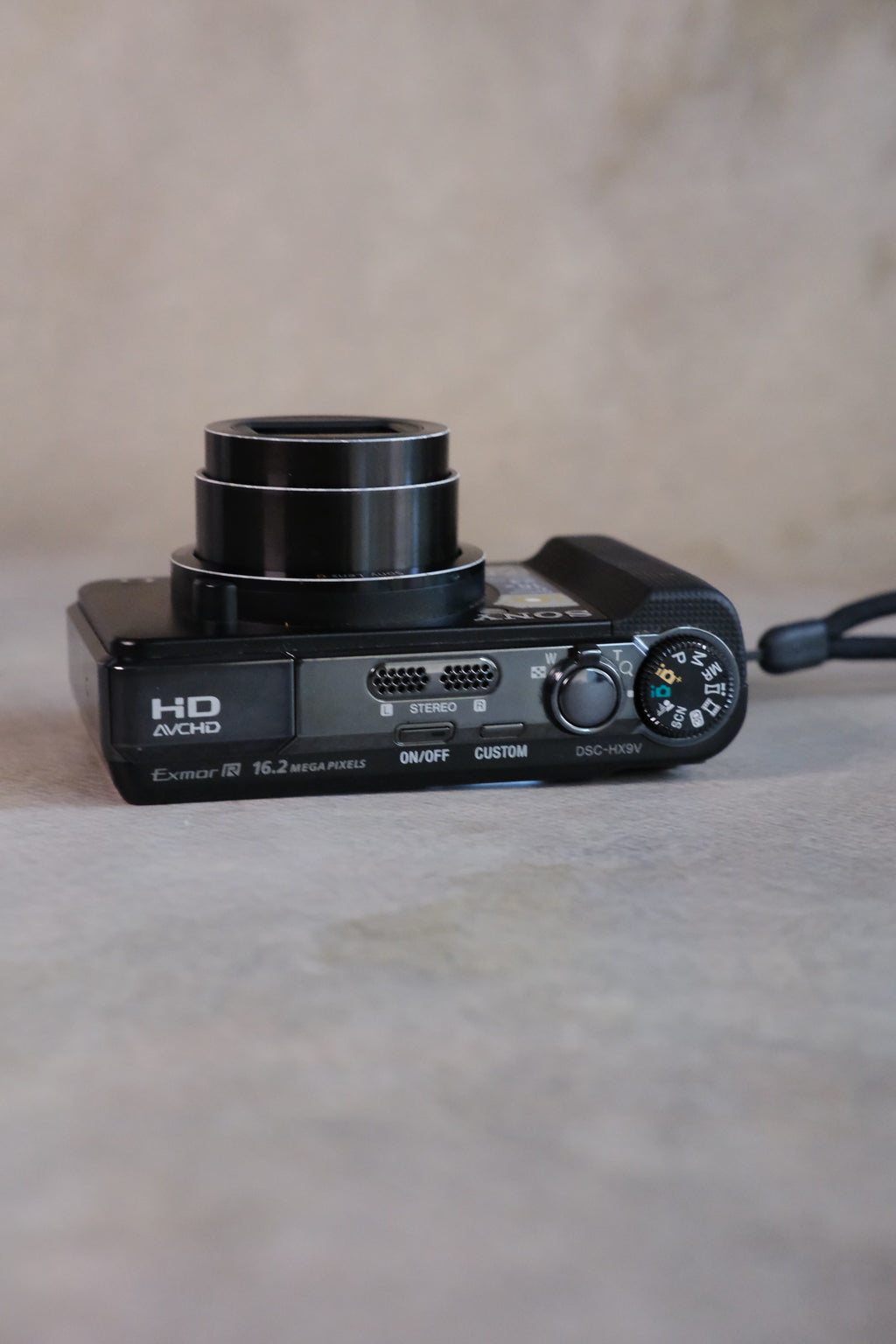 Sony Cyber-shot DSC-HX9