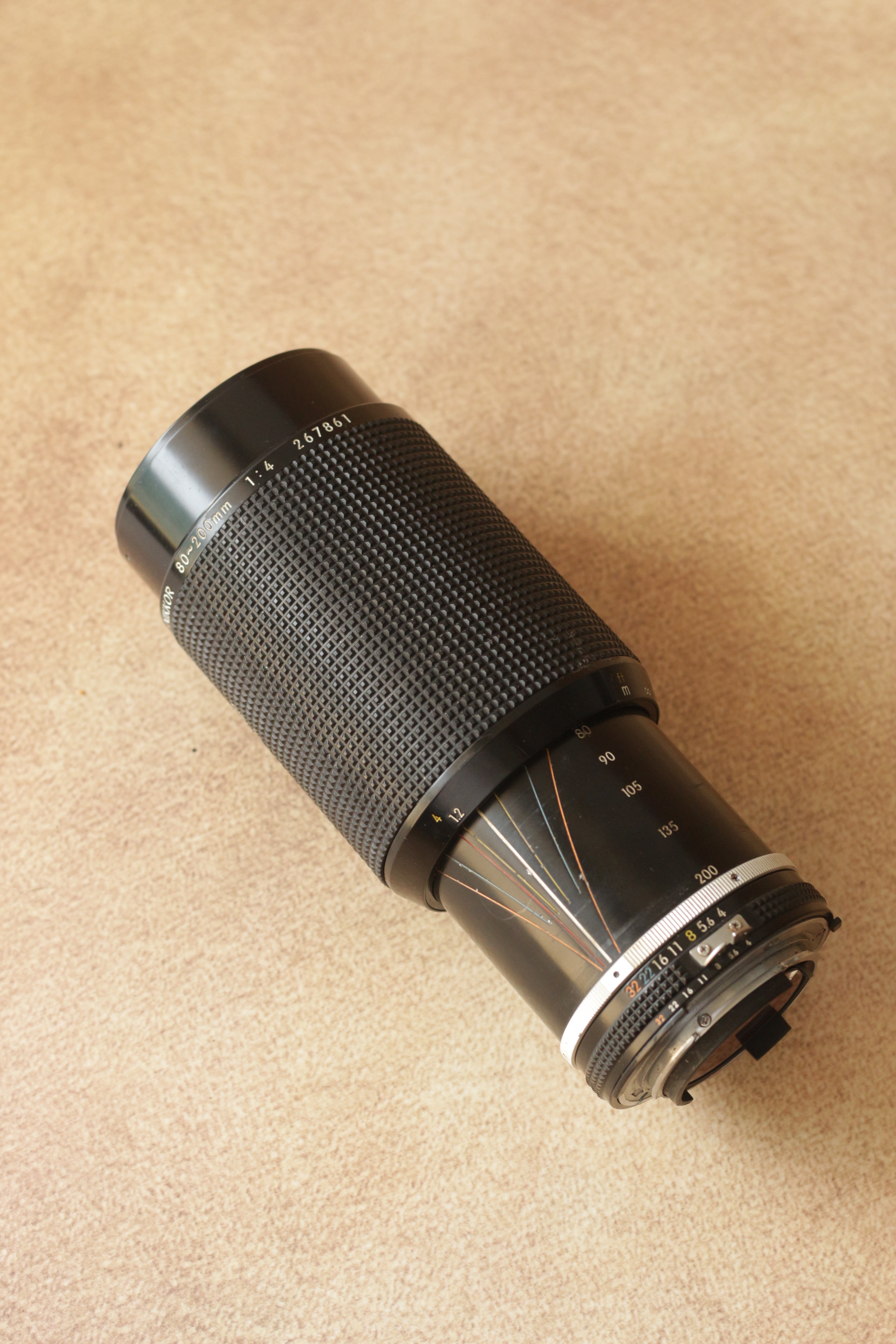 Nikon Nikkor zoom 80-200mm F4