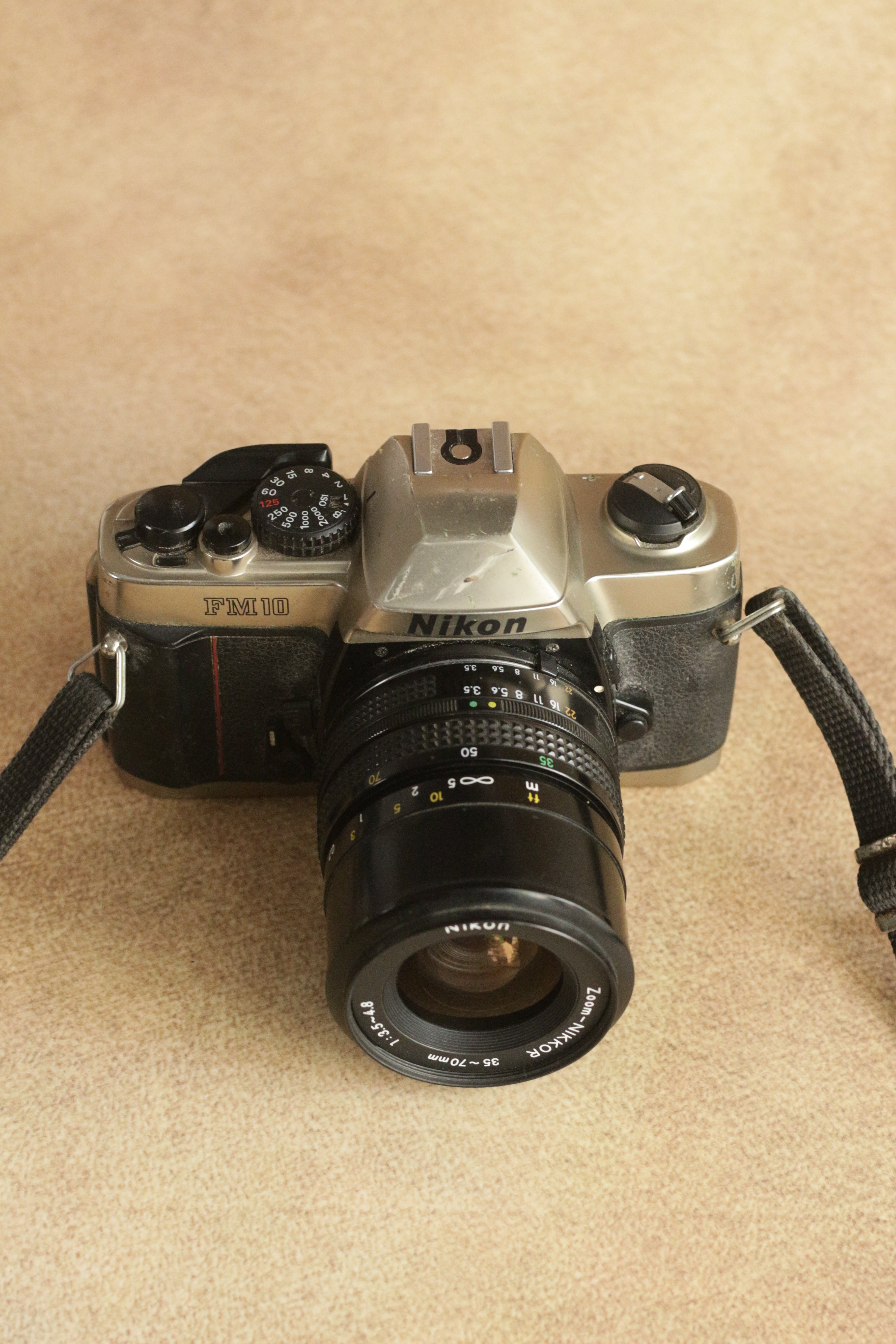 Nikon FM10 + 35-70mm Zoom — EXC, Fully Working incl. Meter | Film