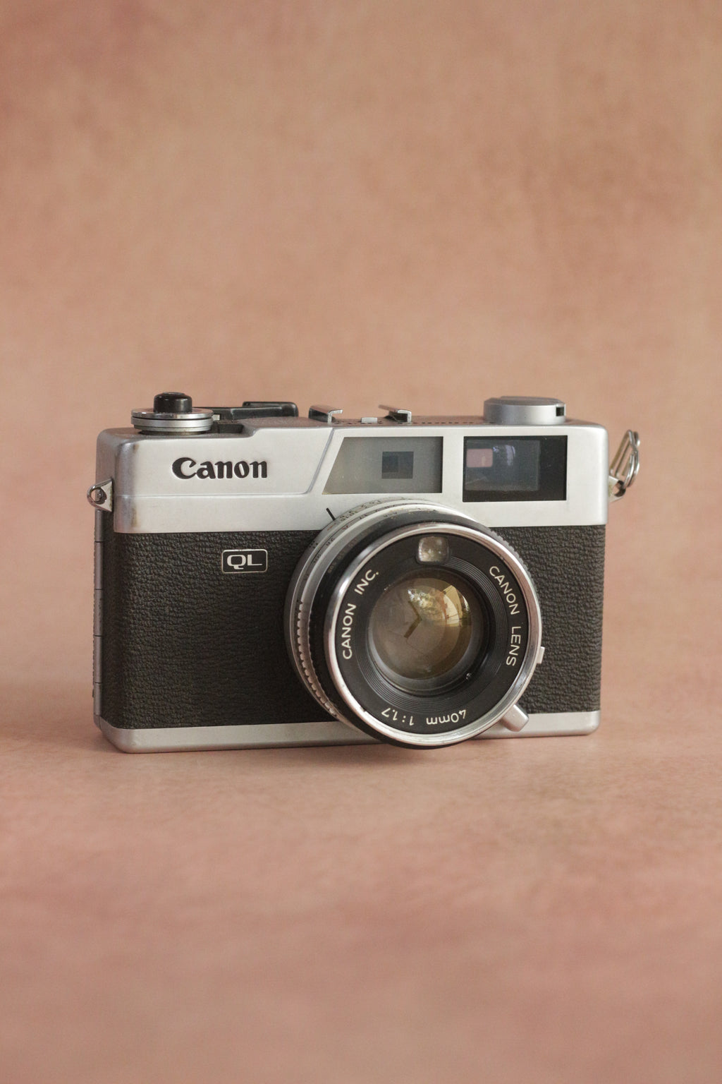 Canon Canonet QL17