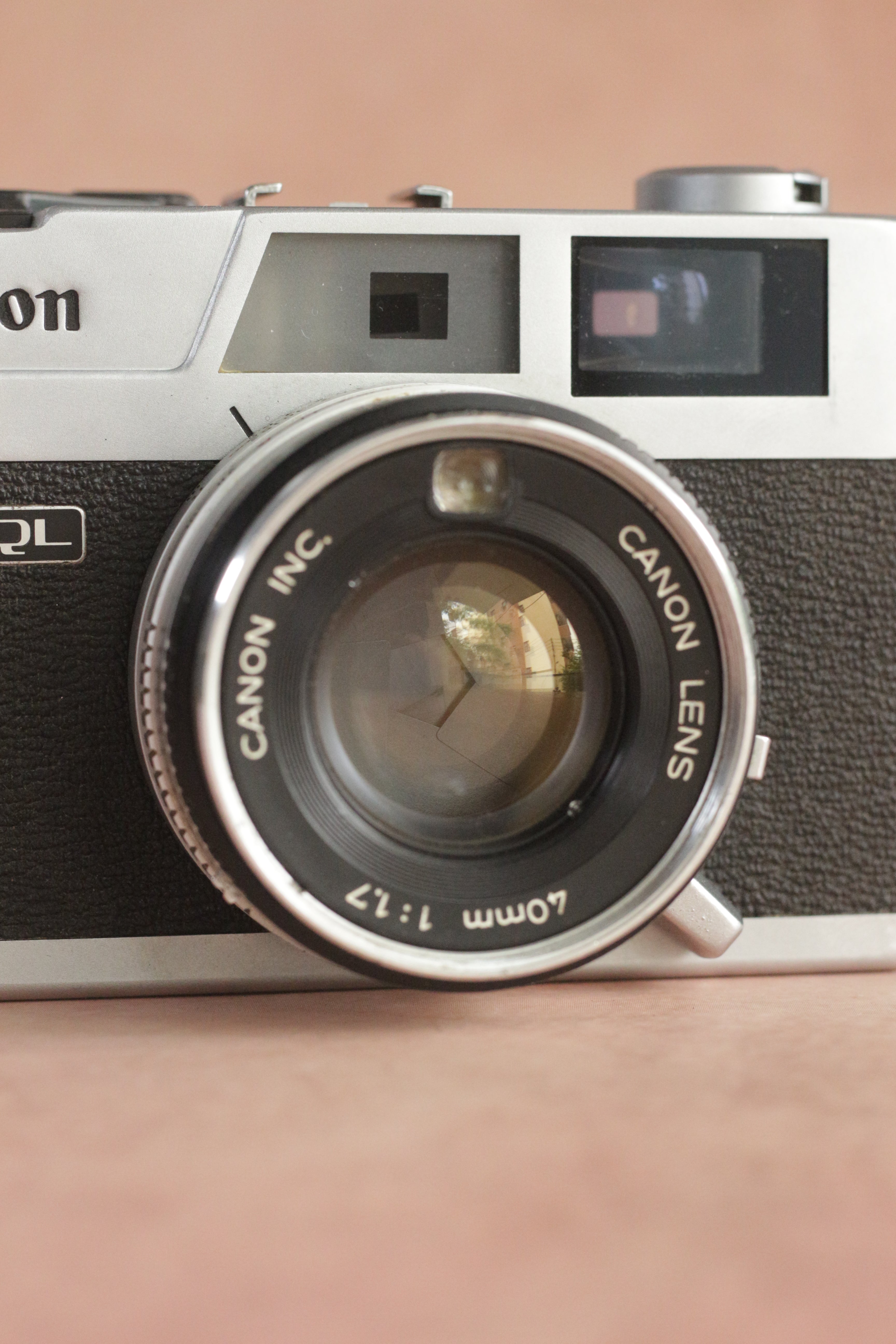 Canon Canonet QL17