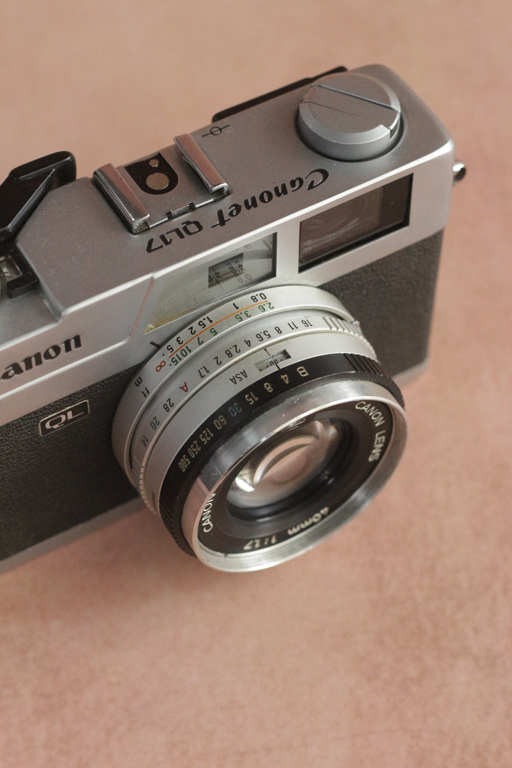 Canon Canonet QL17
