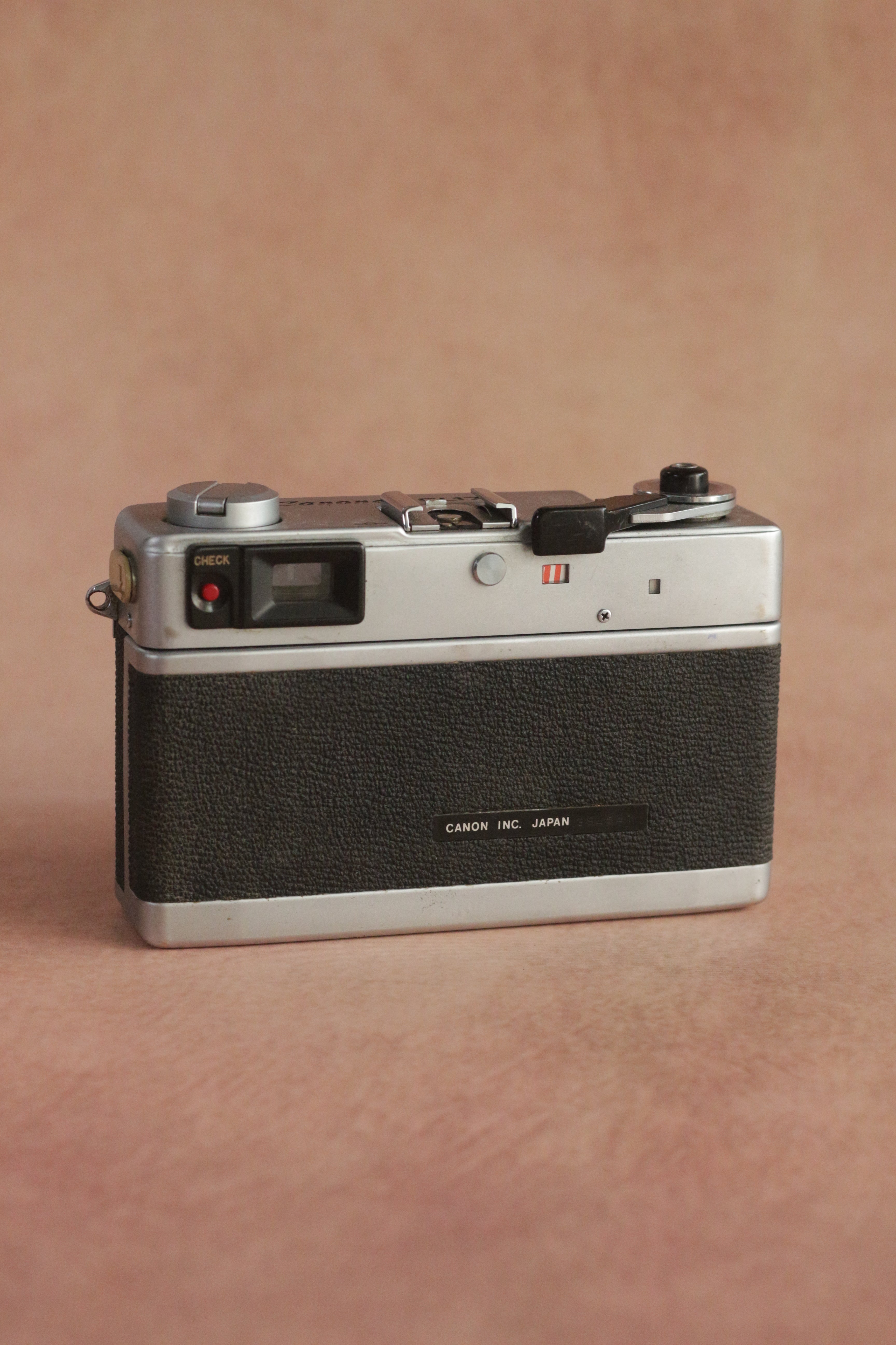 Canon Canonet QL17