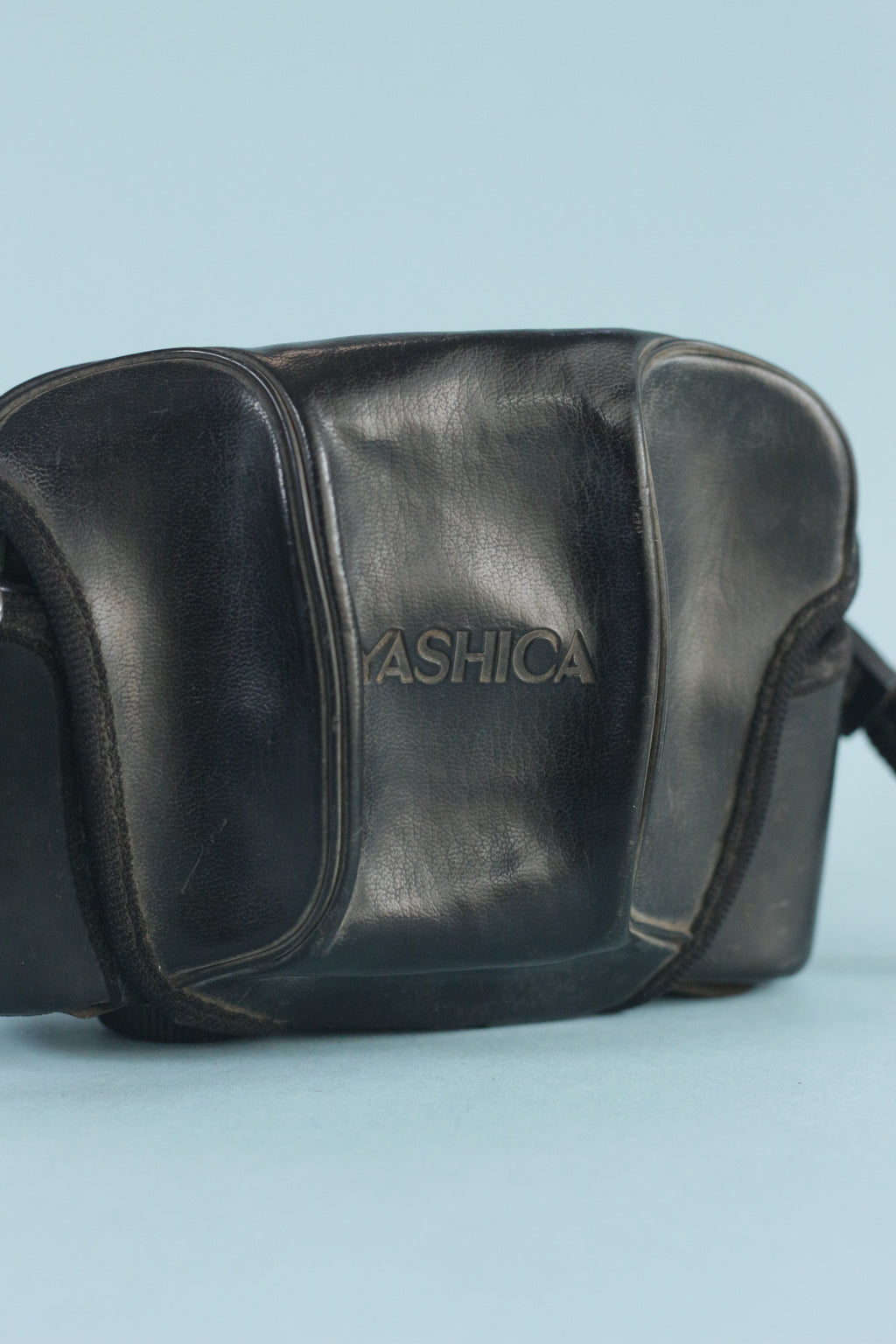 Yashica MF2