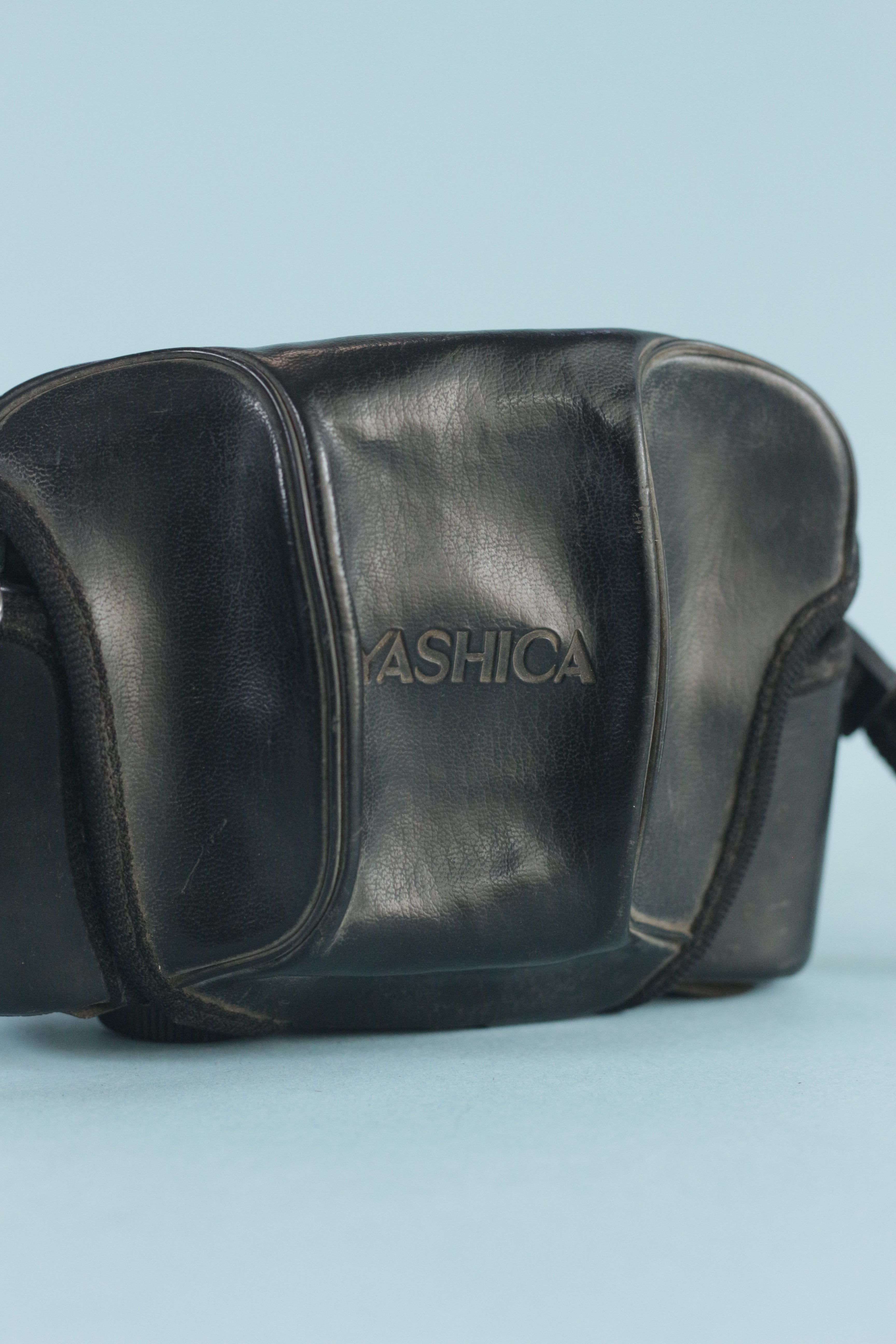 Yashica MF2