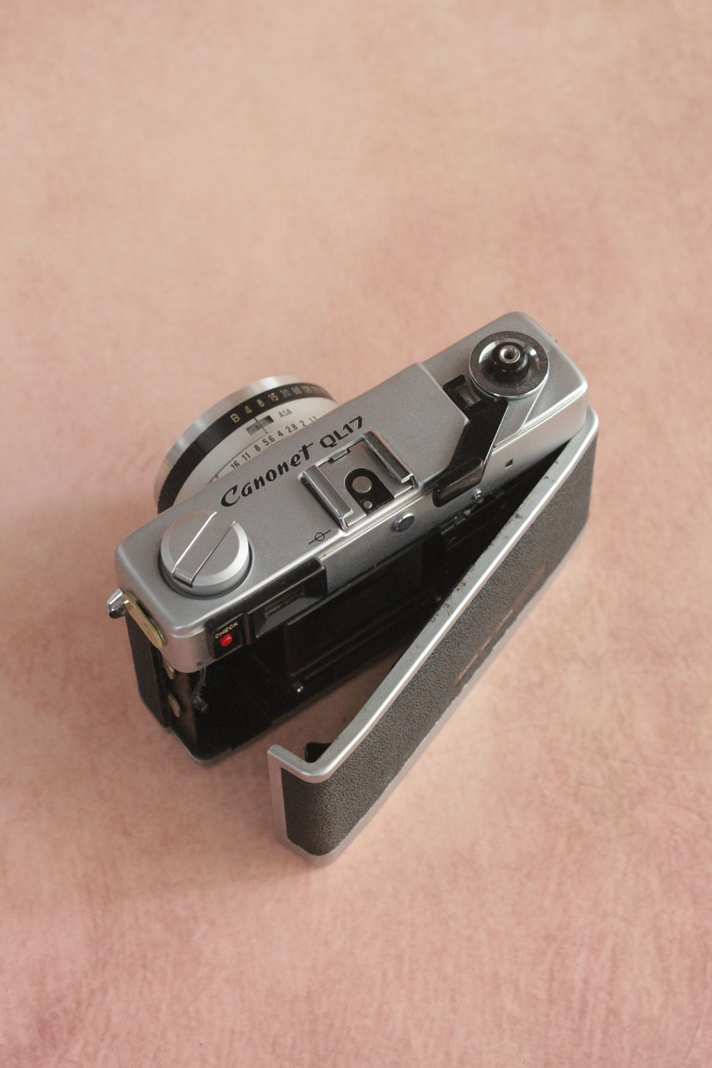 Canon Canonet QL17