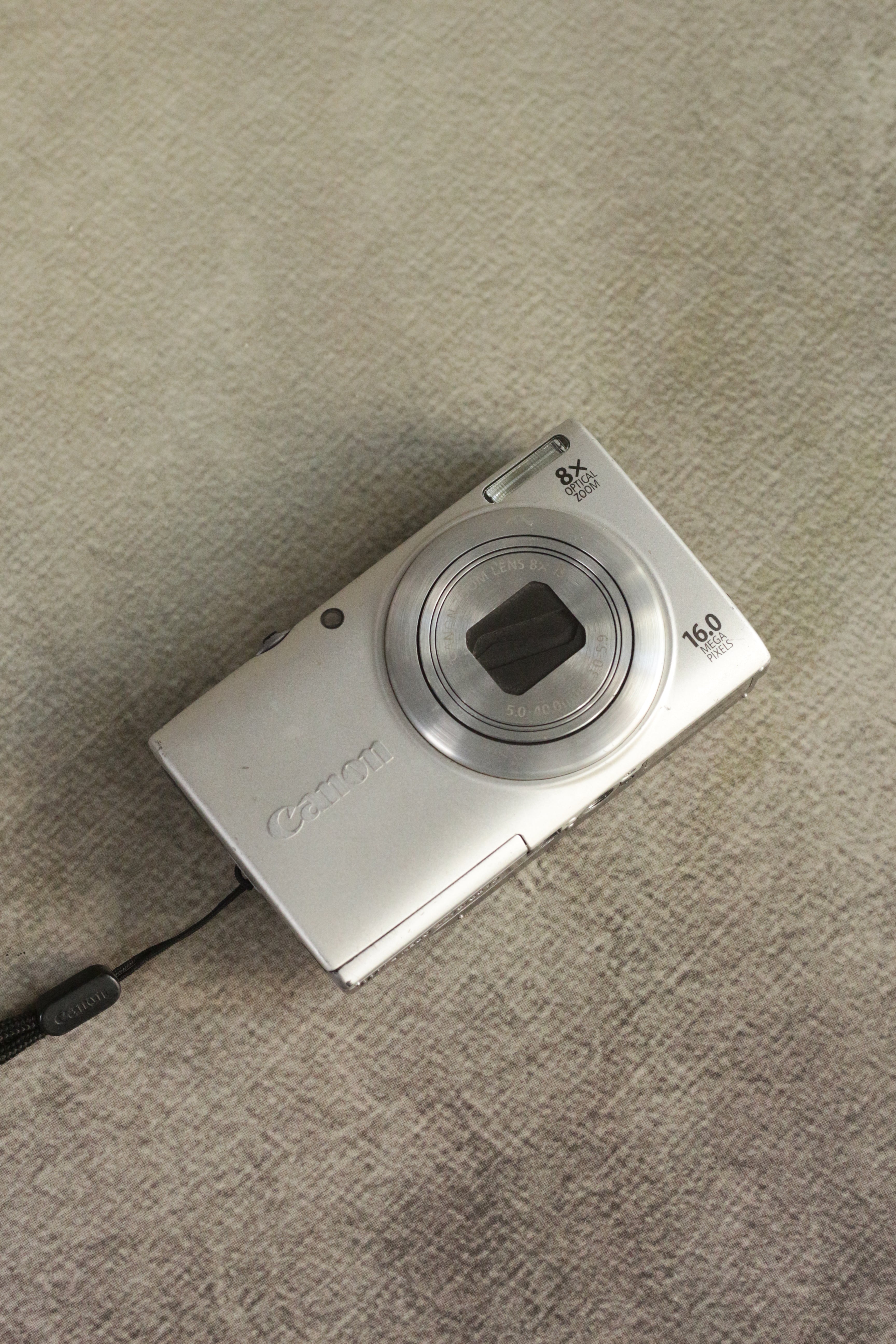 Canon Powershot A4000 IS