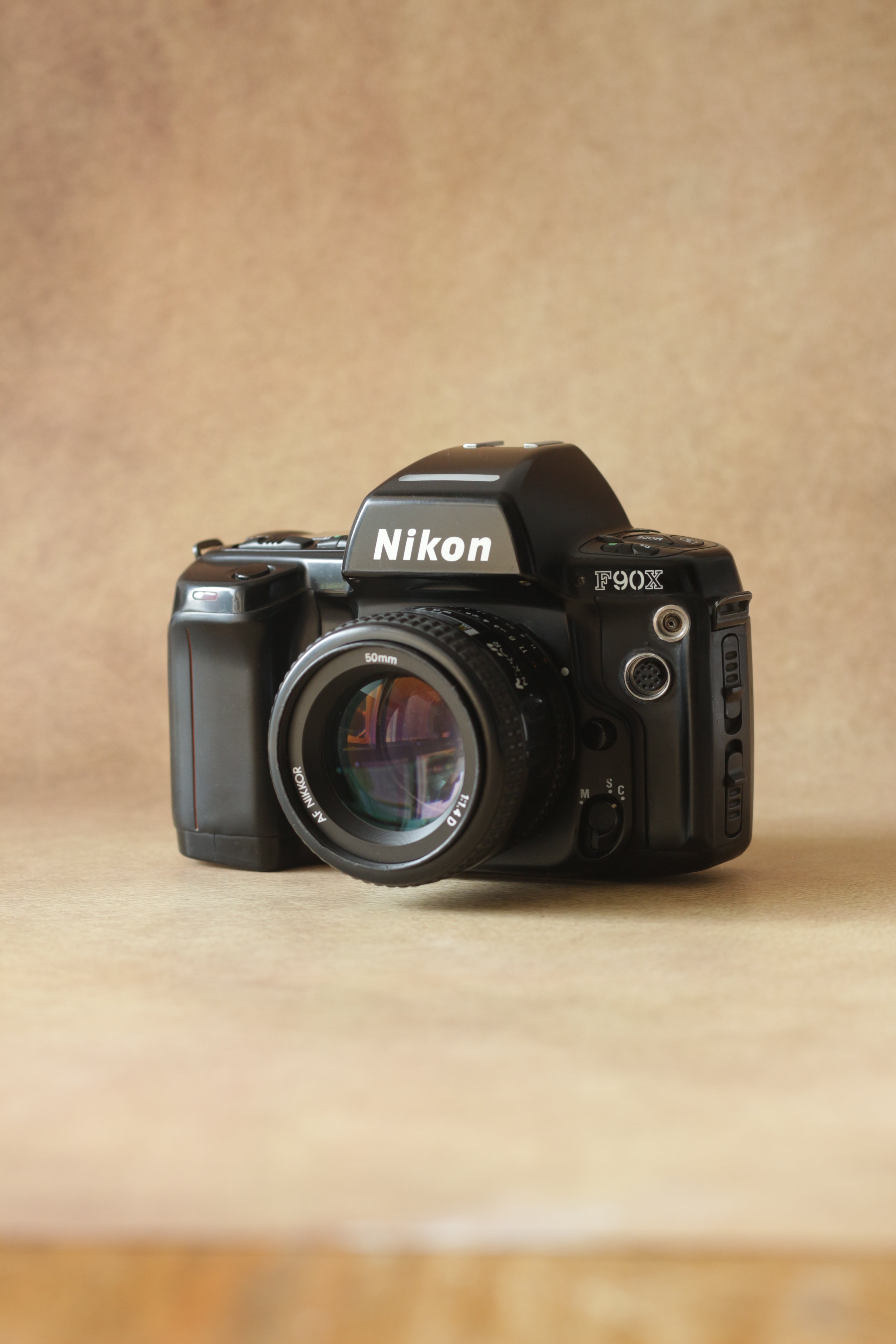 Nikon F90X + Nikkor AF 50mm f/1.4D