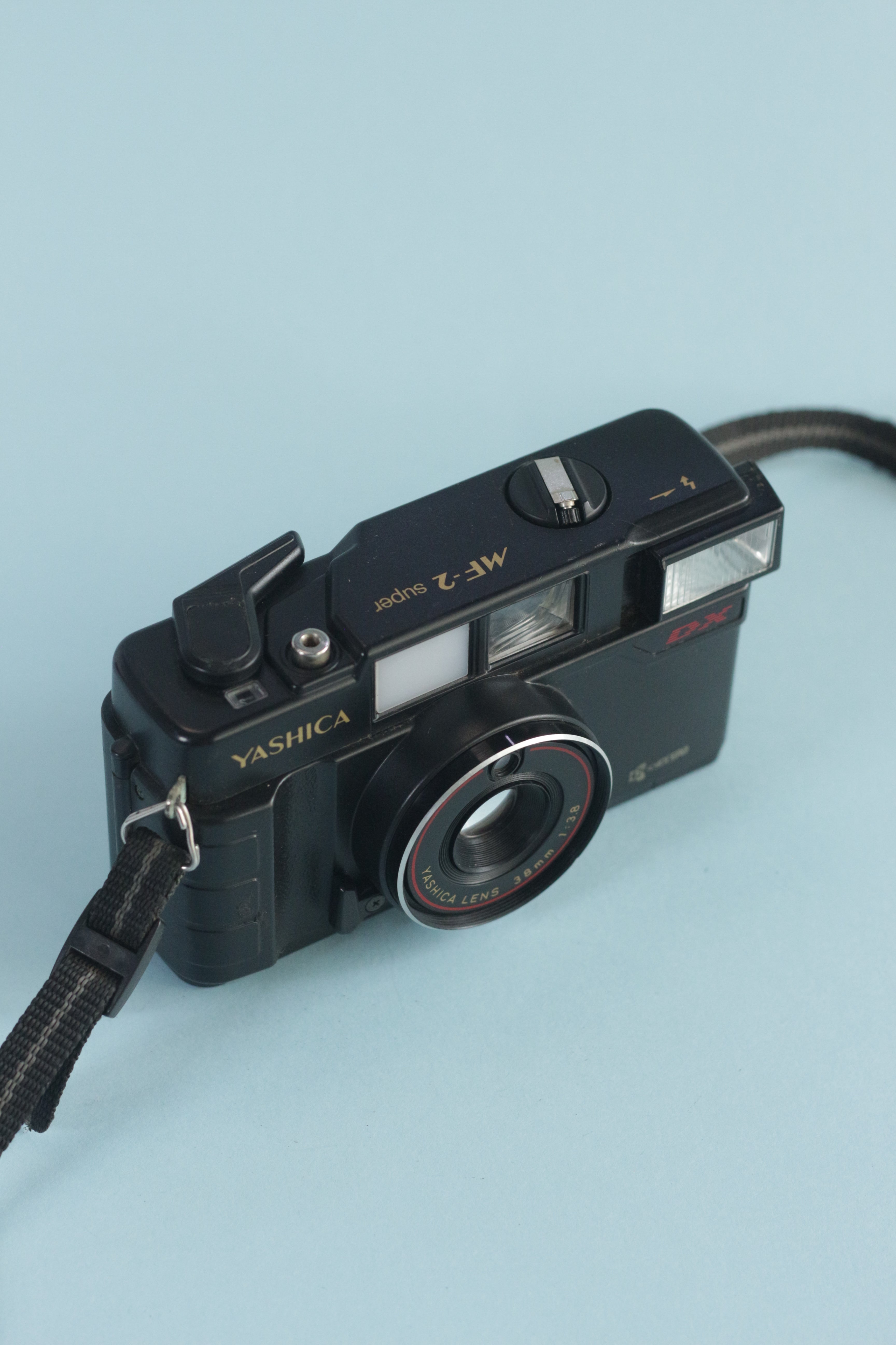 Yashica MF2