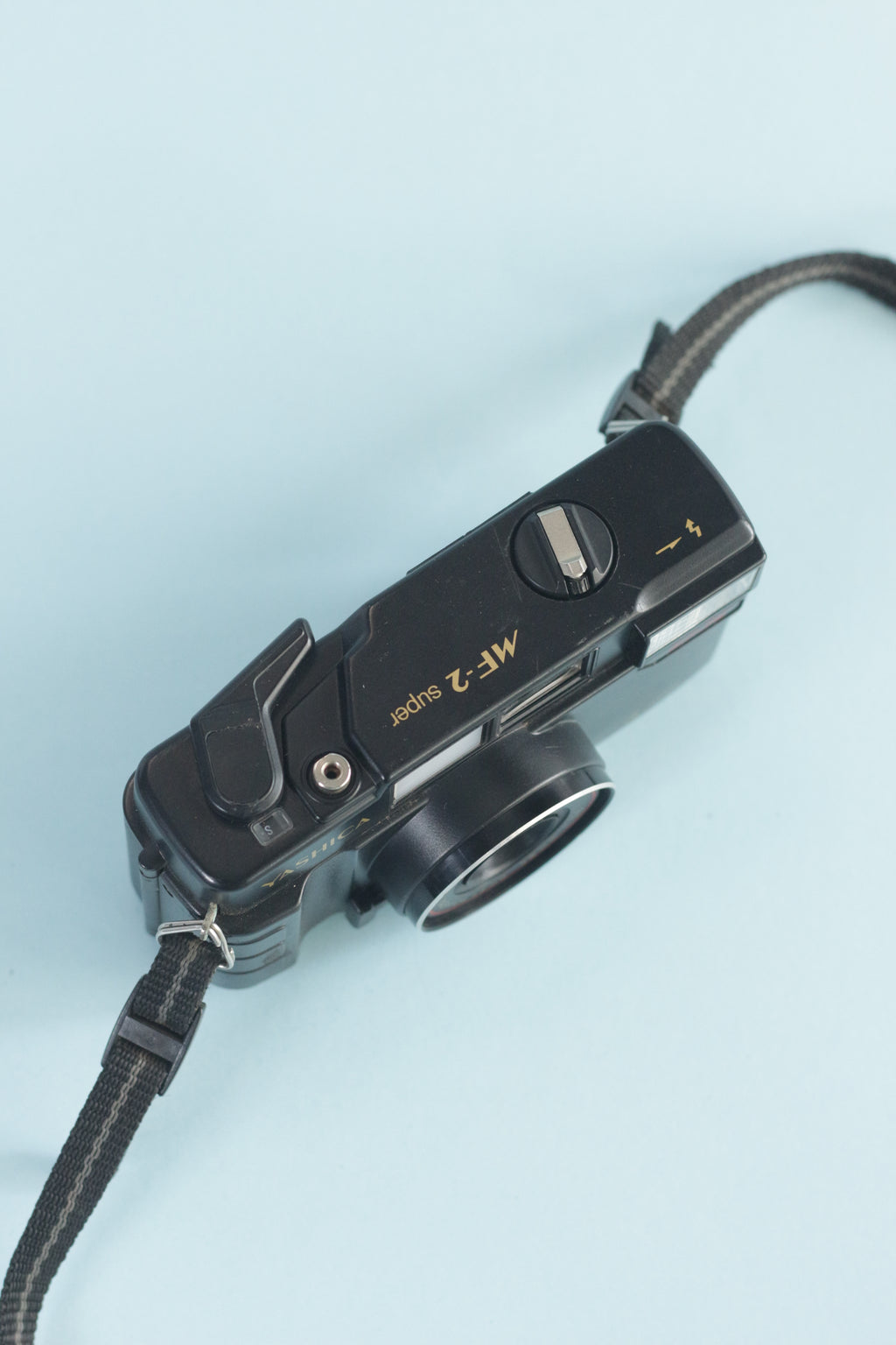Yashica MF2