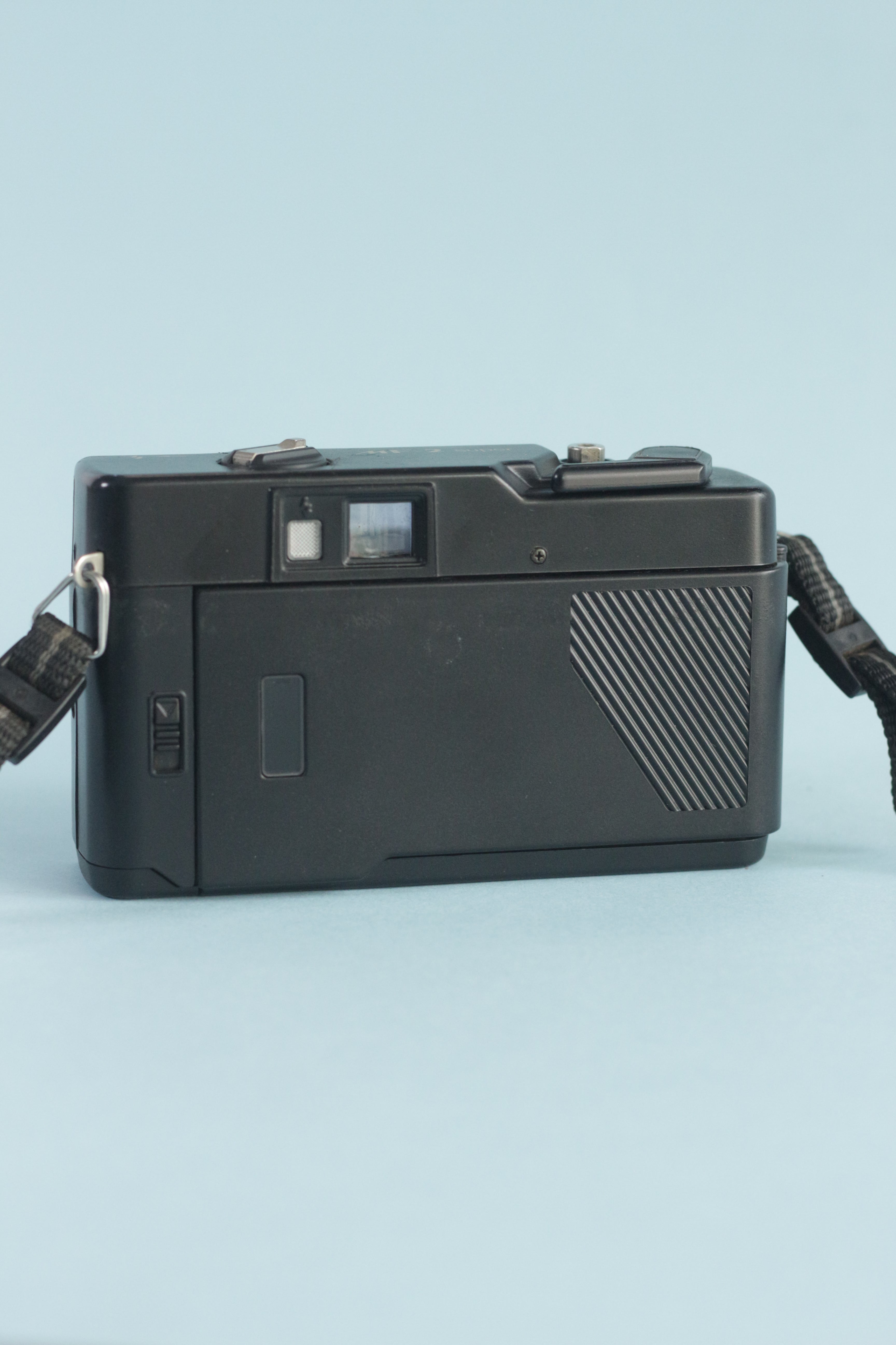 Yashica MF2