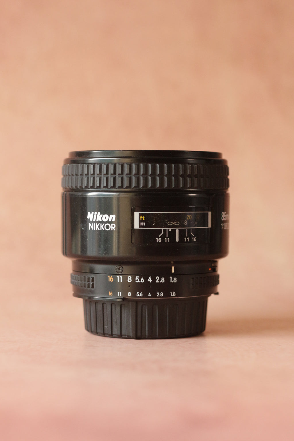 Nikon AF Nikkor 85mm F1.8 D