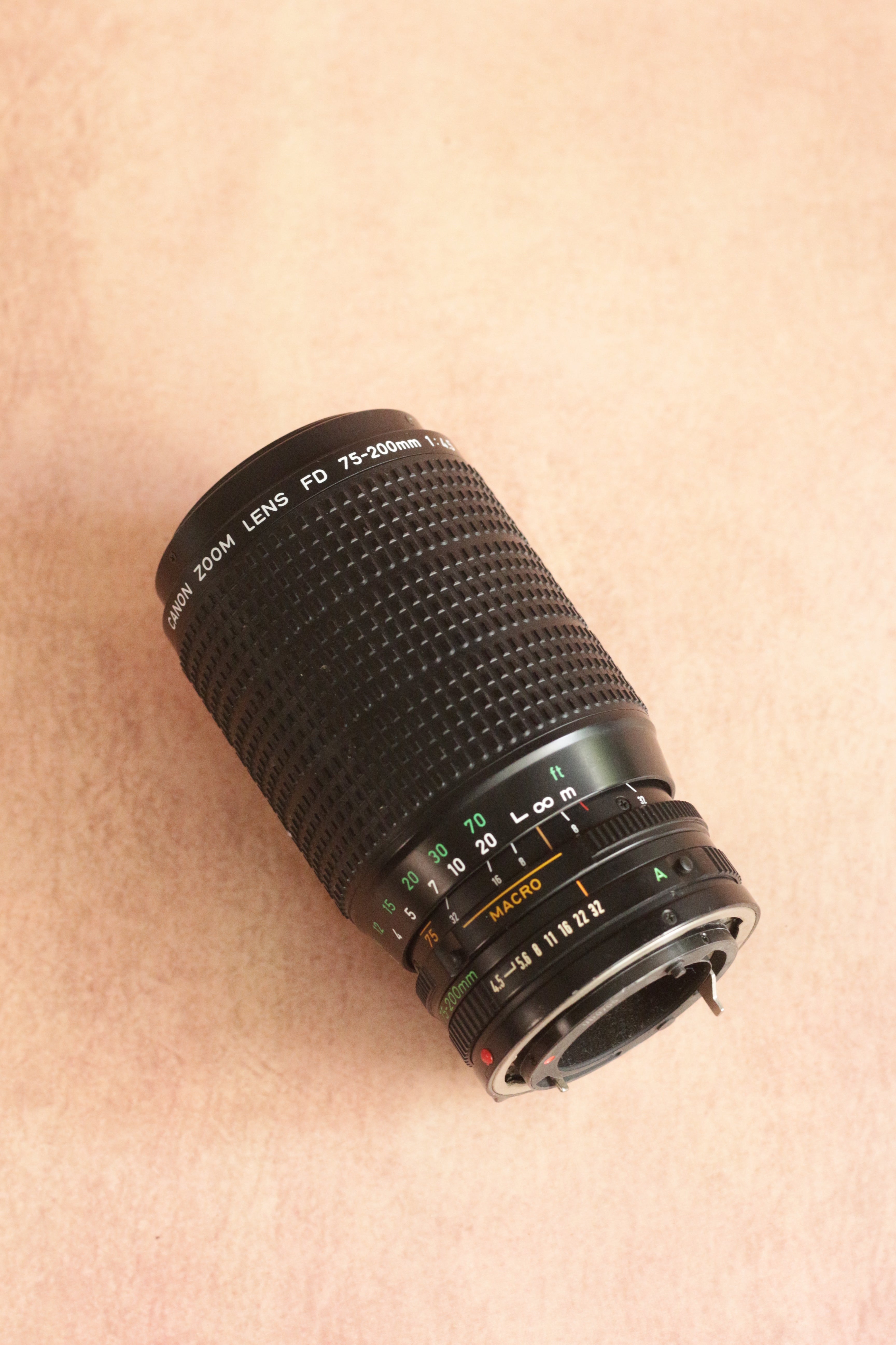 Canon FD 75-200mm F4.5