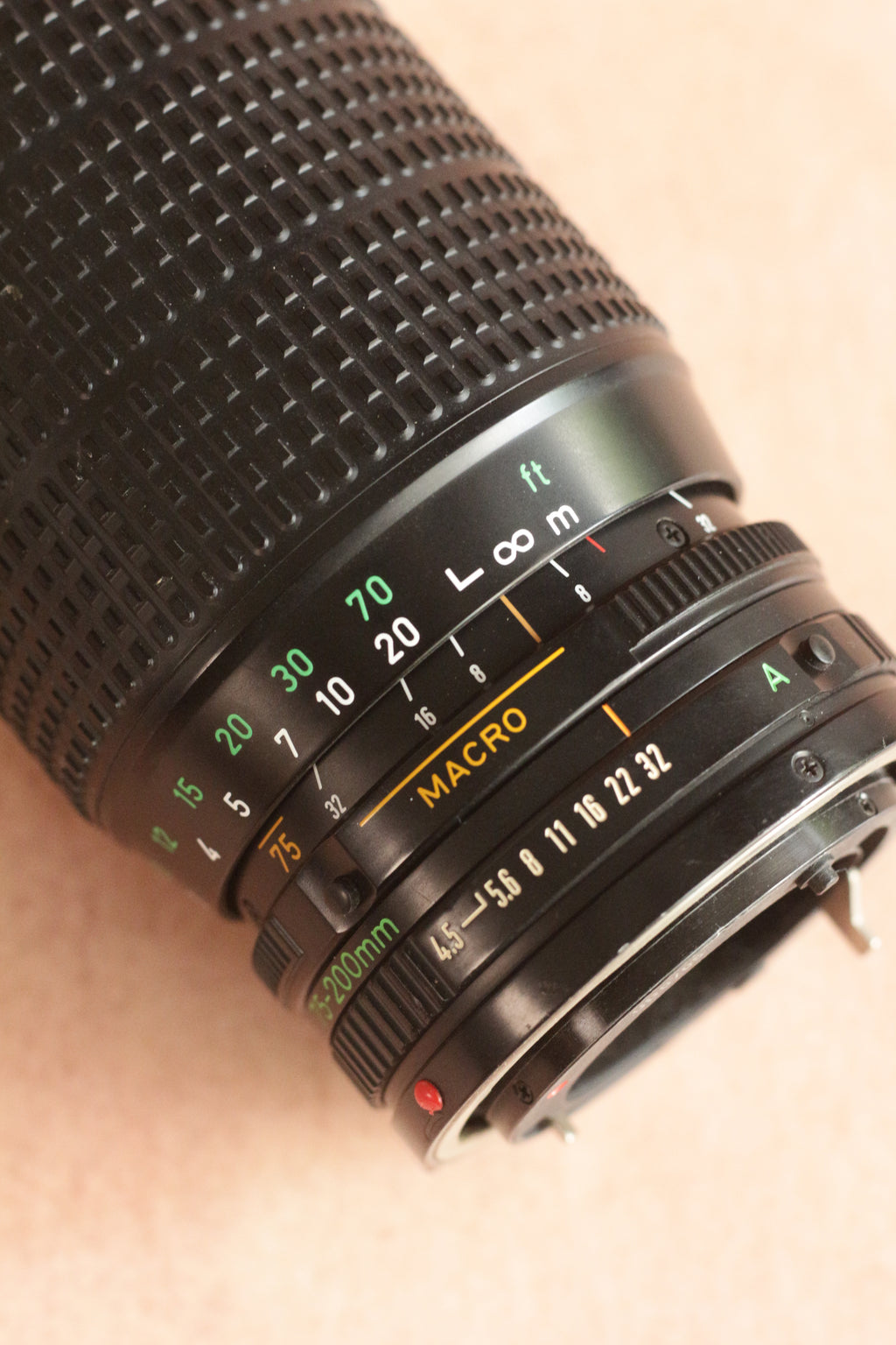 Canon FD 75-200mm F4.5