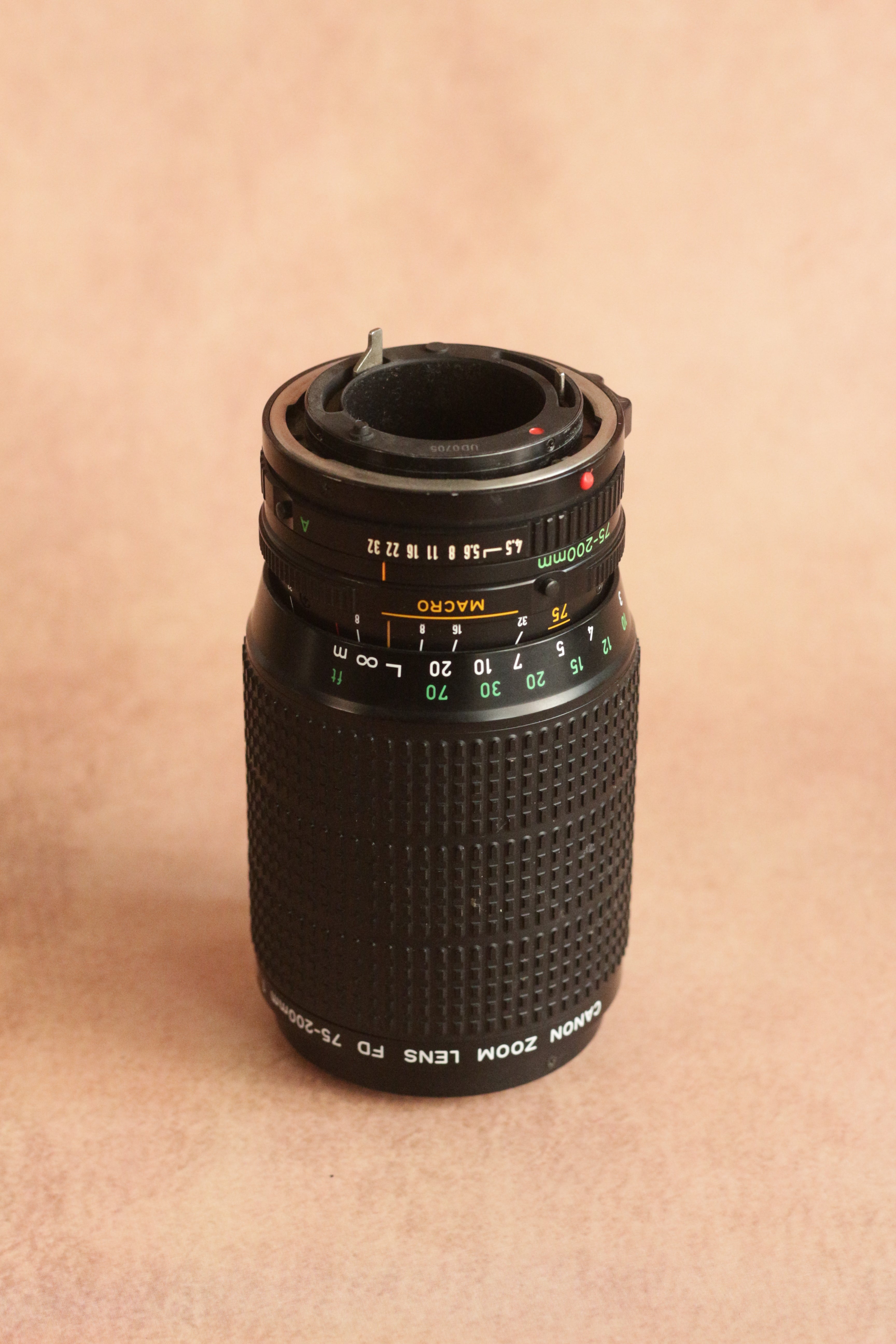 Canon FD 75-200mm F4.5