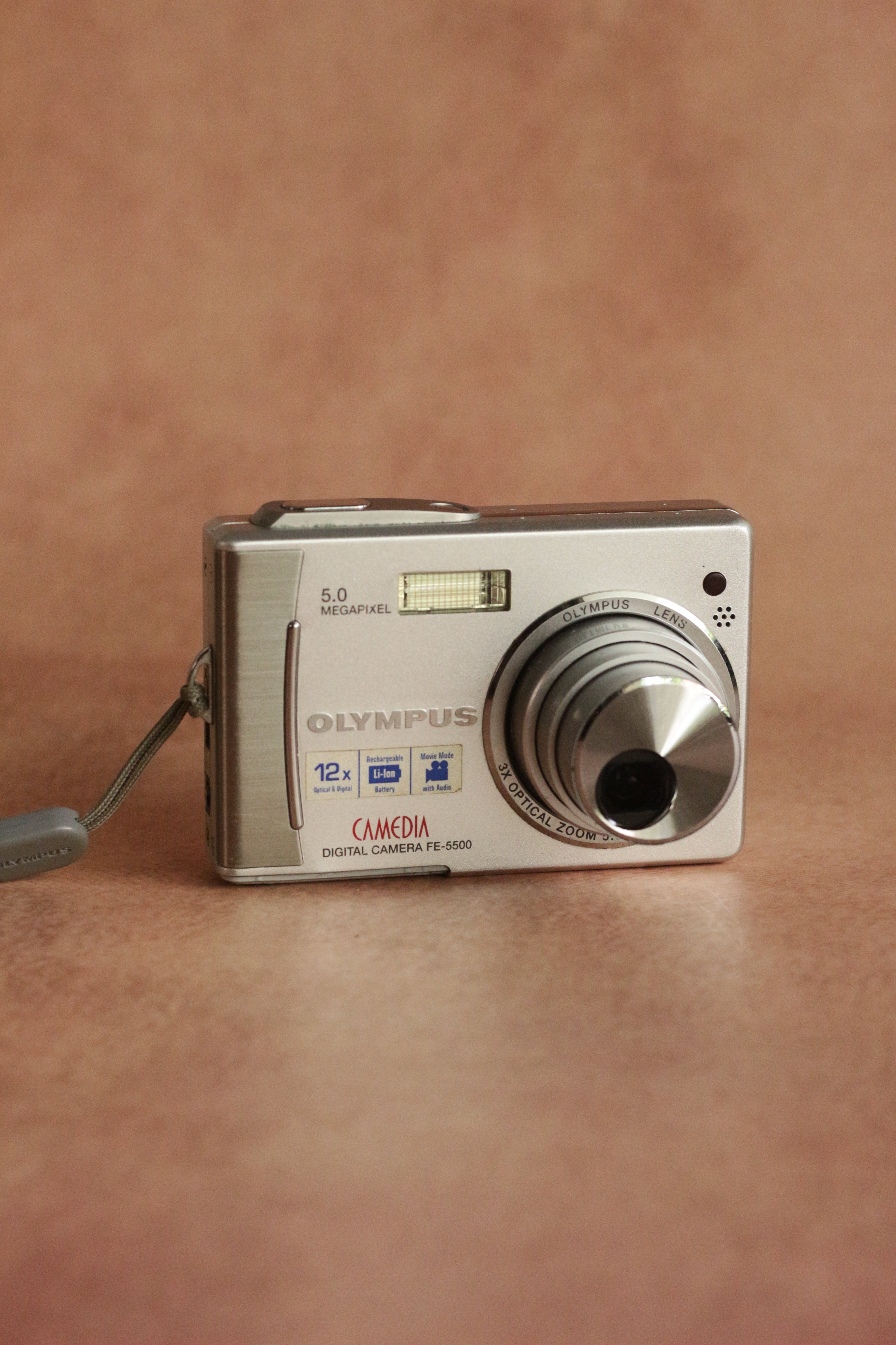 Olympus Camedia FE-5500