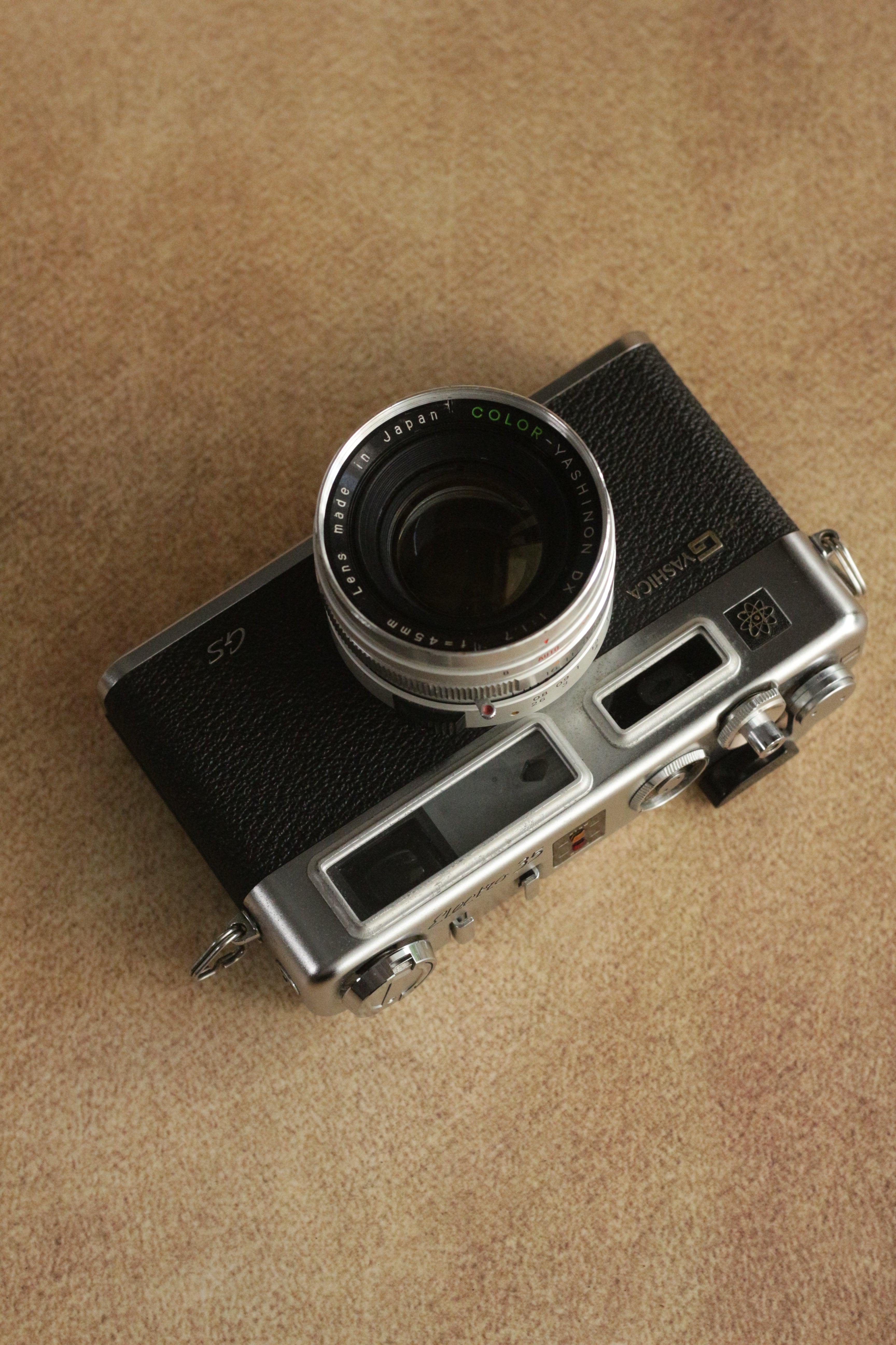 Yashica Electro GS
