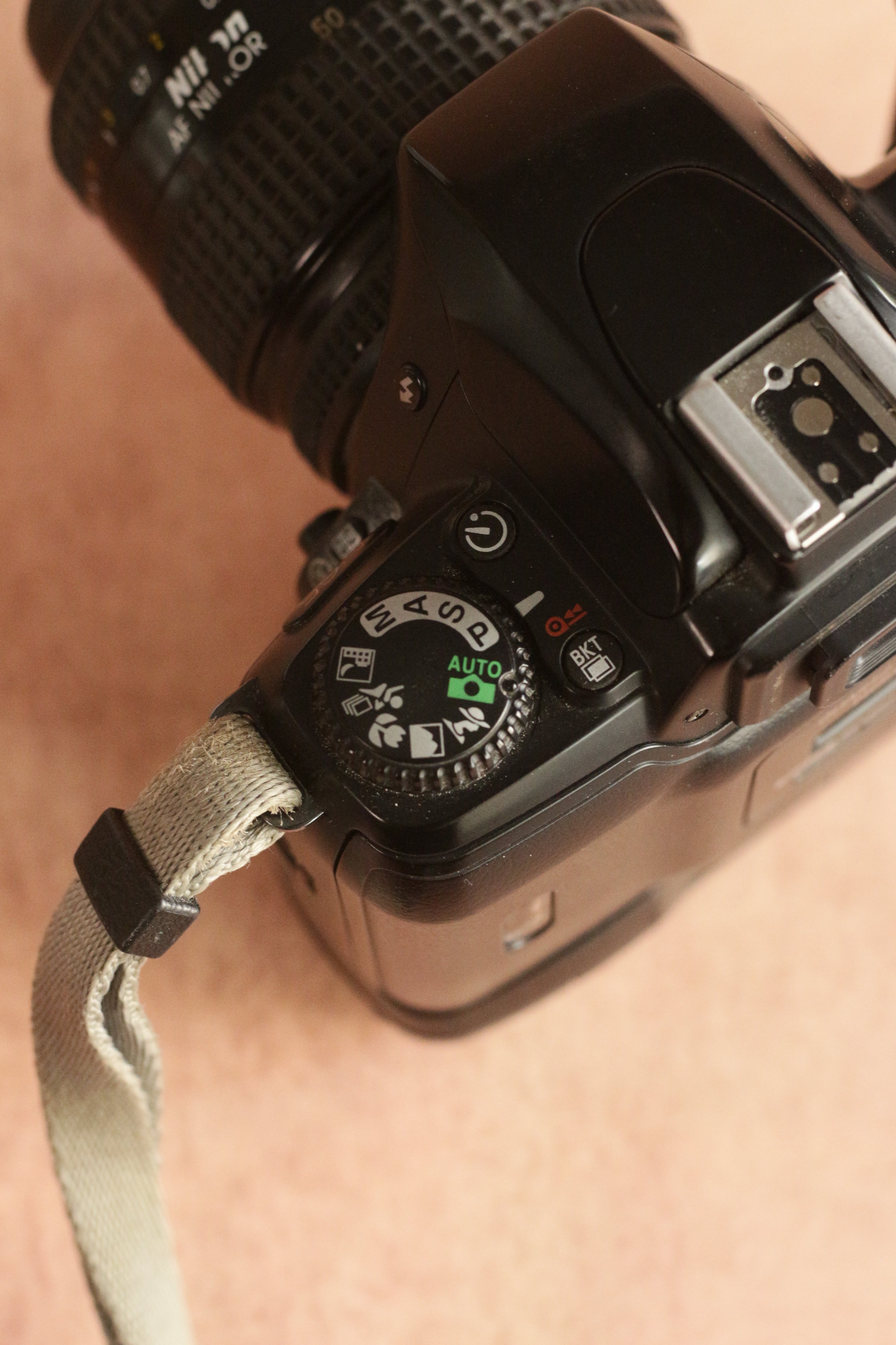 Nikon F65 + Nikkor AF 35-70mm F3.5-4.5 + battery grip