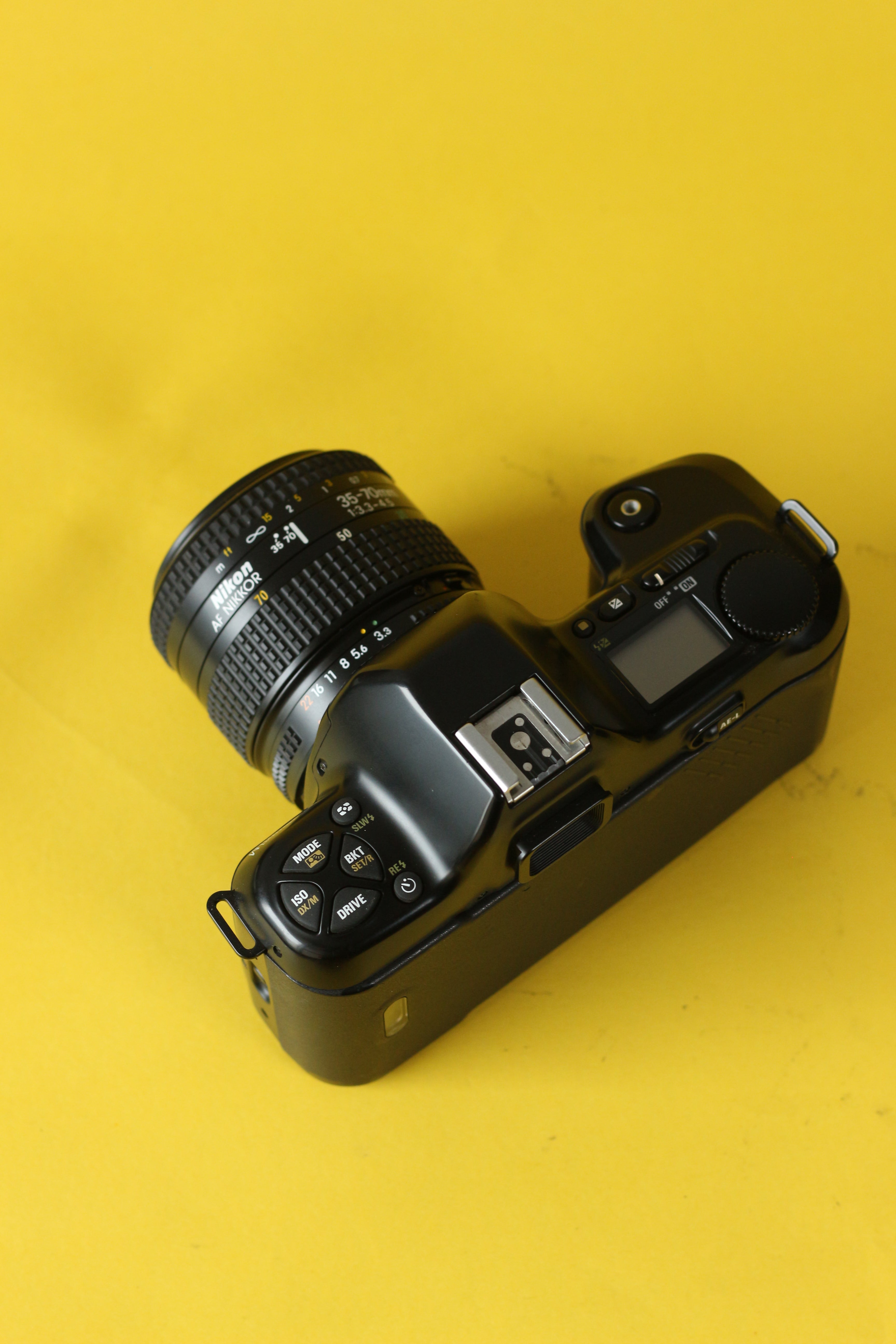Nikon F-601M + Nikkor AF 35–80mm D Zoom