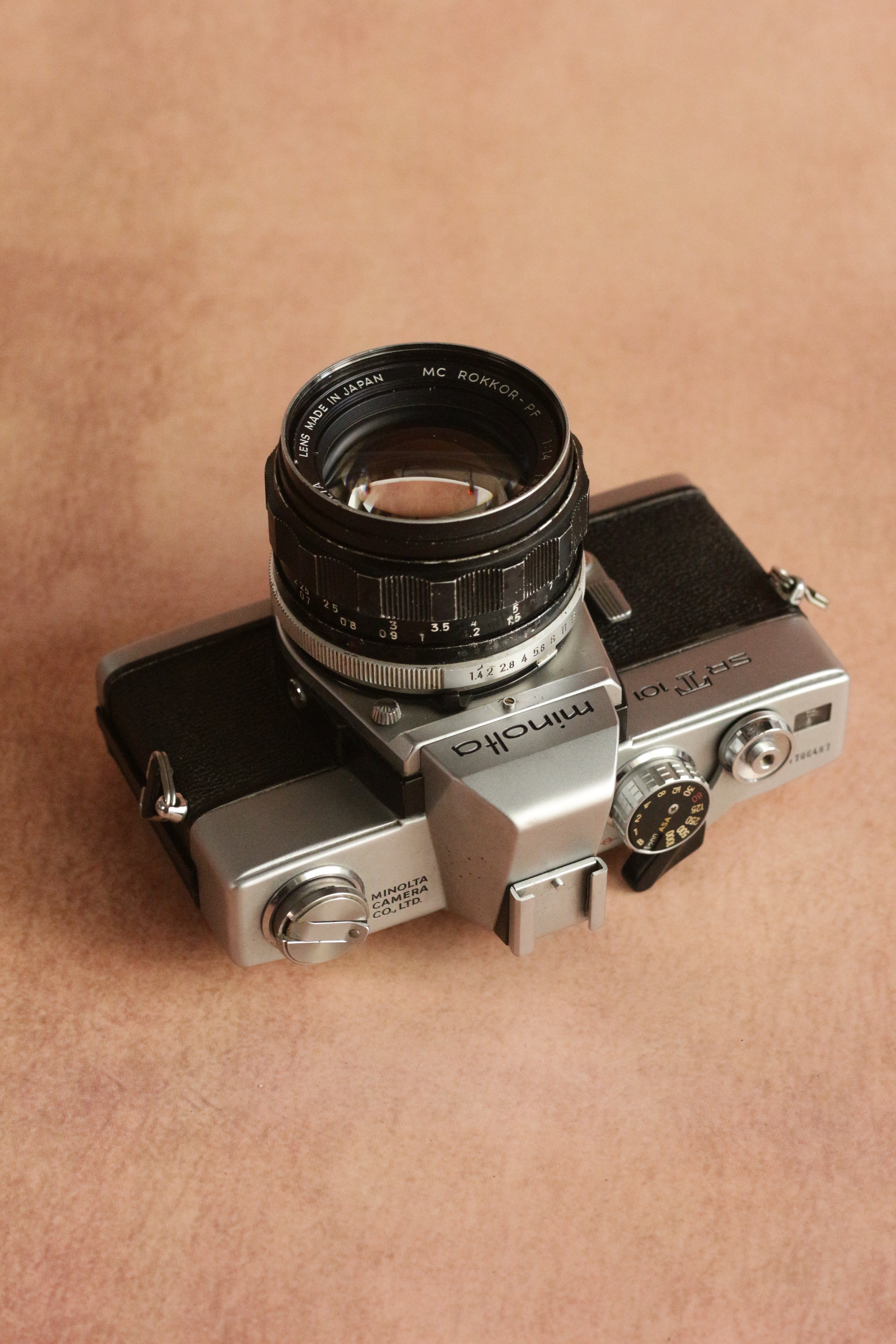 Minolta SRT 101 + MC Rokkor-PF 58mm F1.4