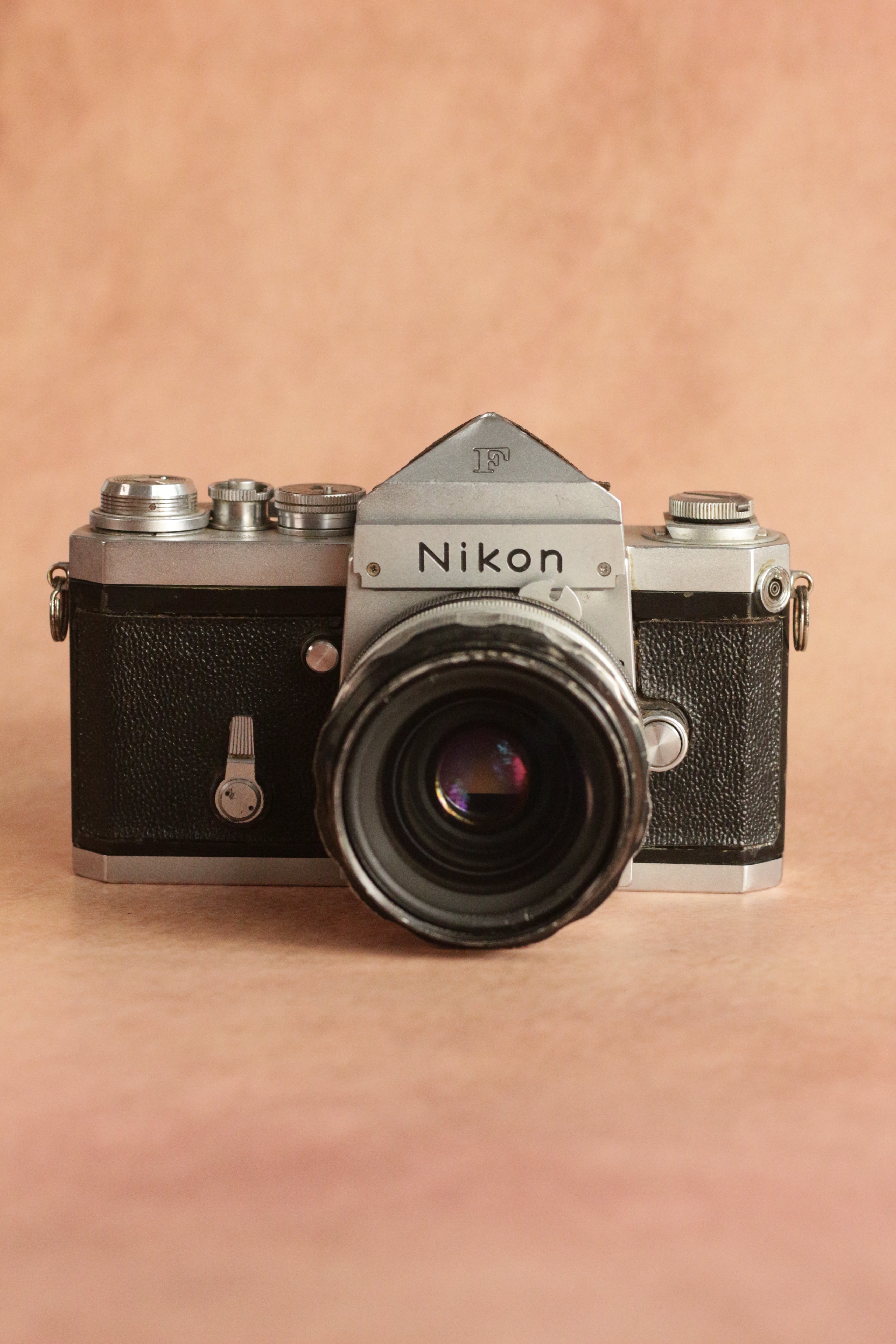 Nikon F + Nikkor-O.C Auto 35mm F2 (non-AI)