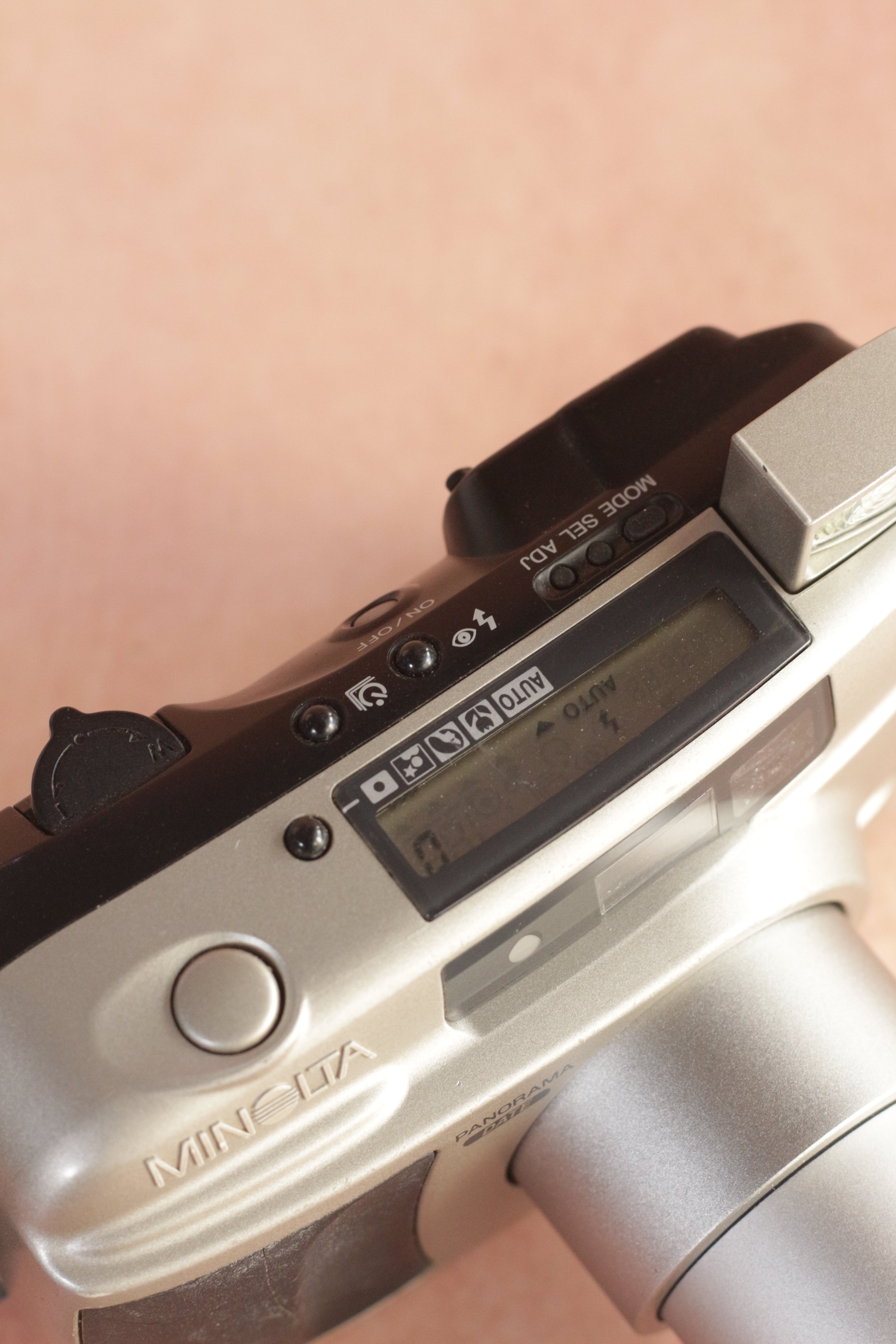 Minolta Supreme Freedom zoom