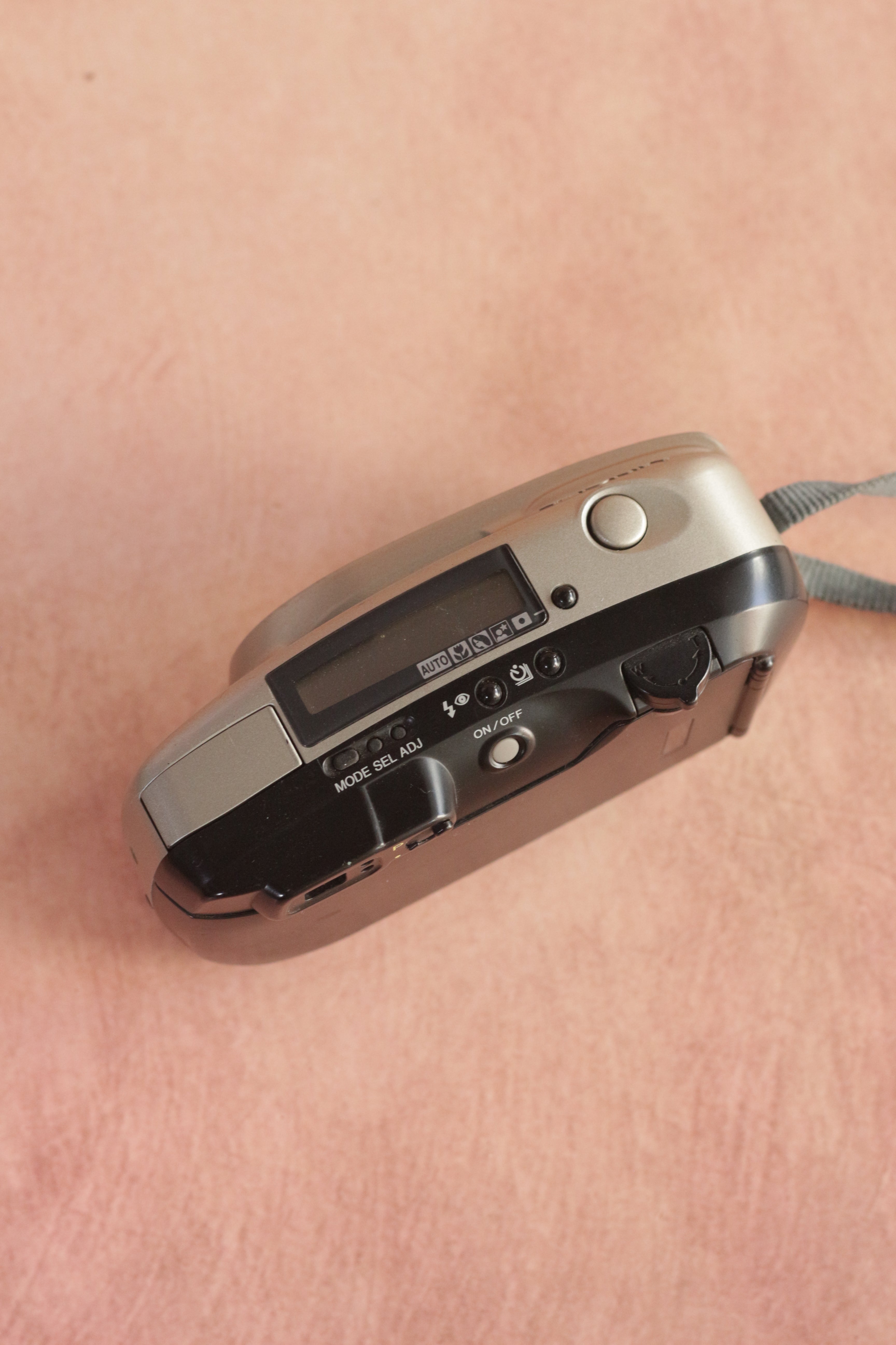 Minolta Supreme Freedom zoom