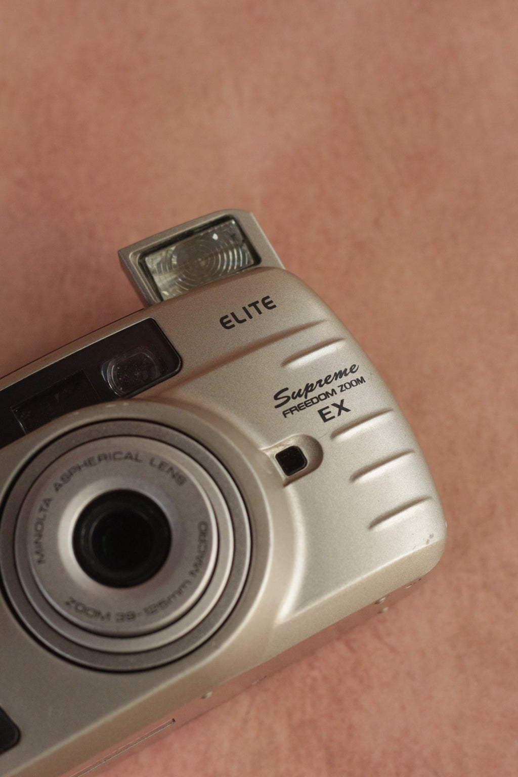 Minolta Supreme Freedom zoom