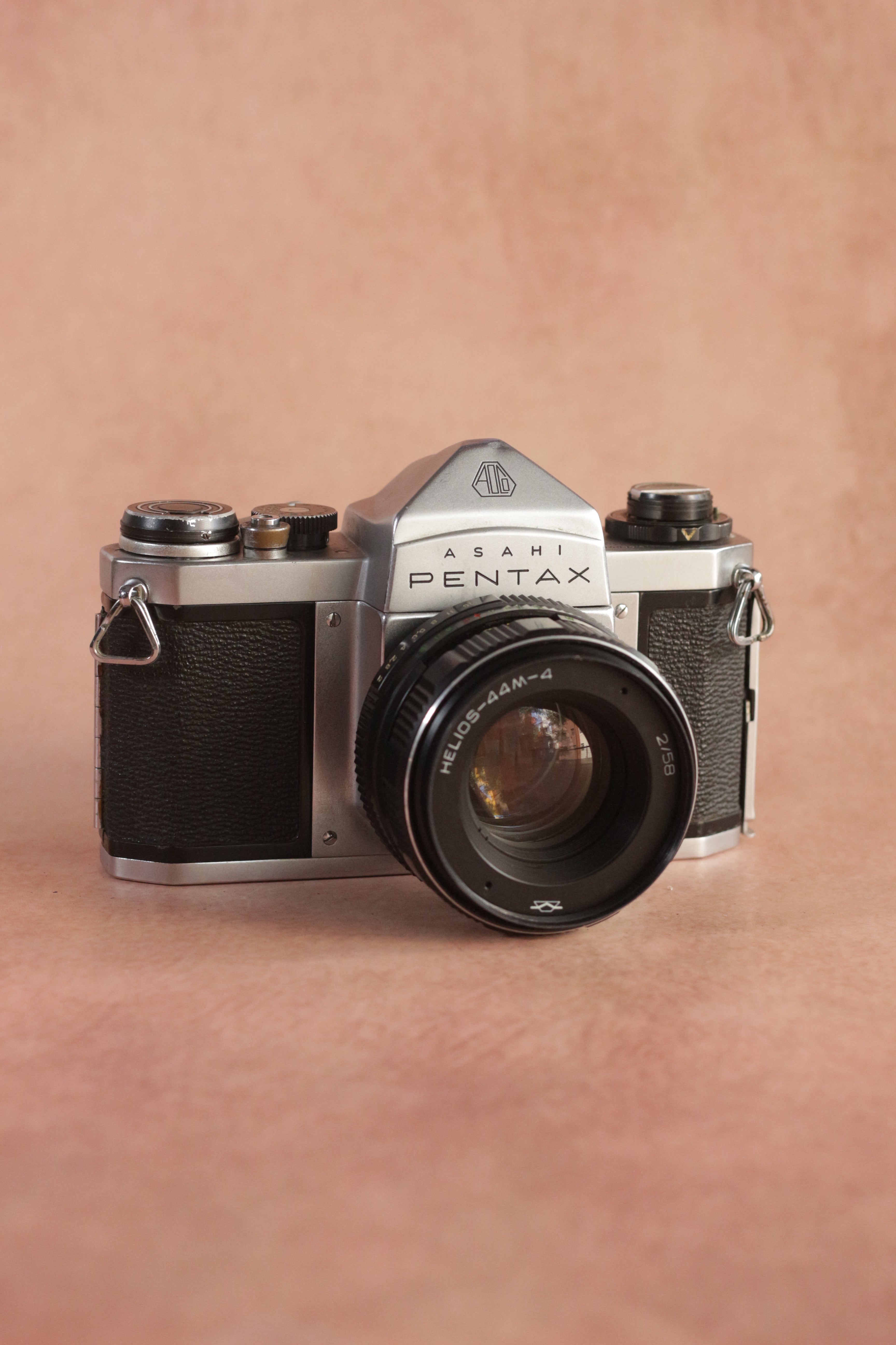 Asahi Pentax SV + Helios 44M-4