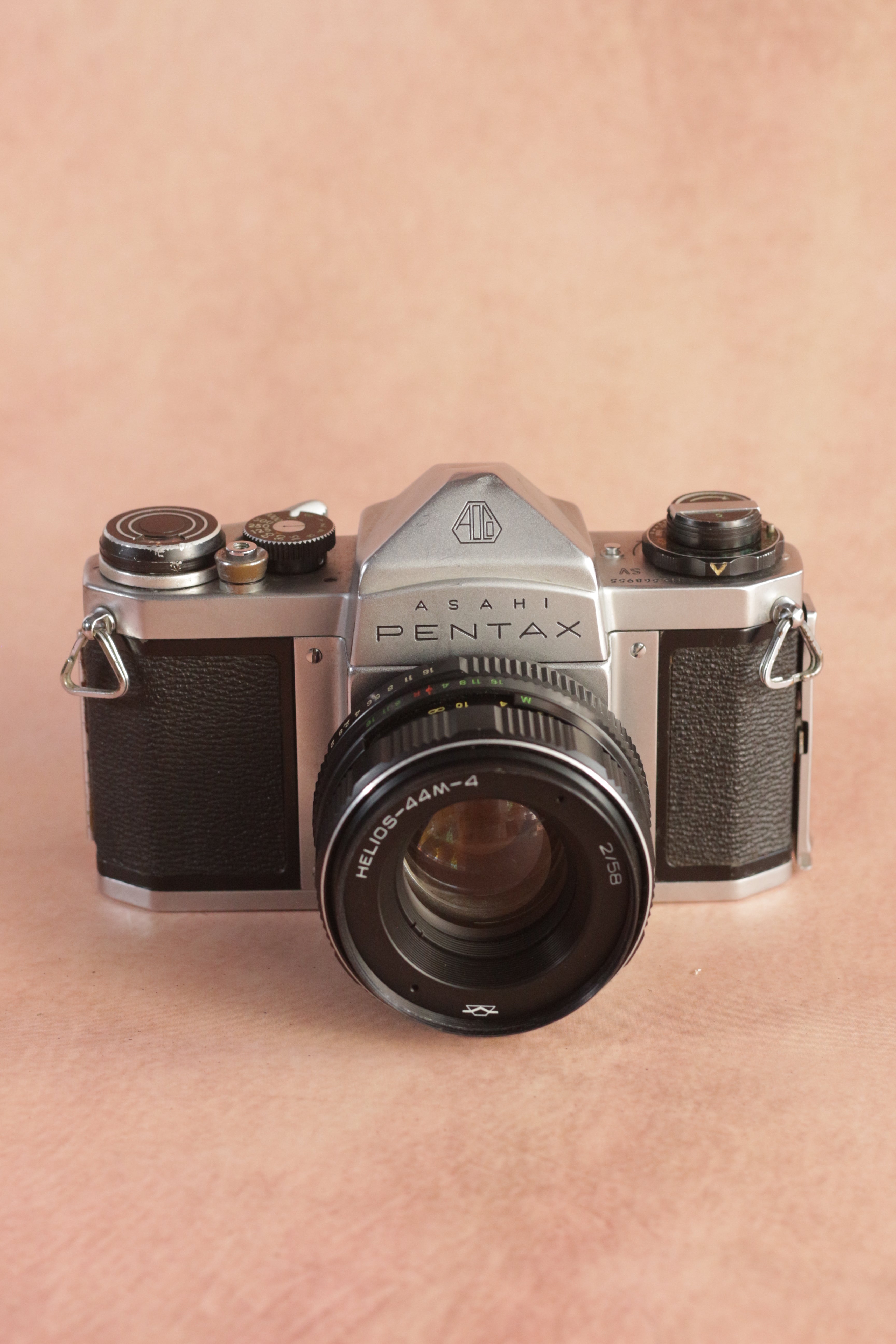 Asahi Pentax SV + Helios 44M-4