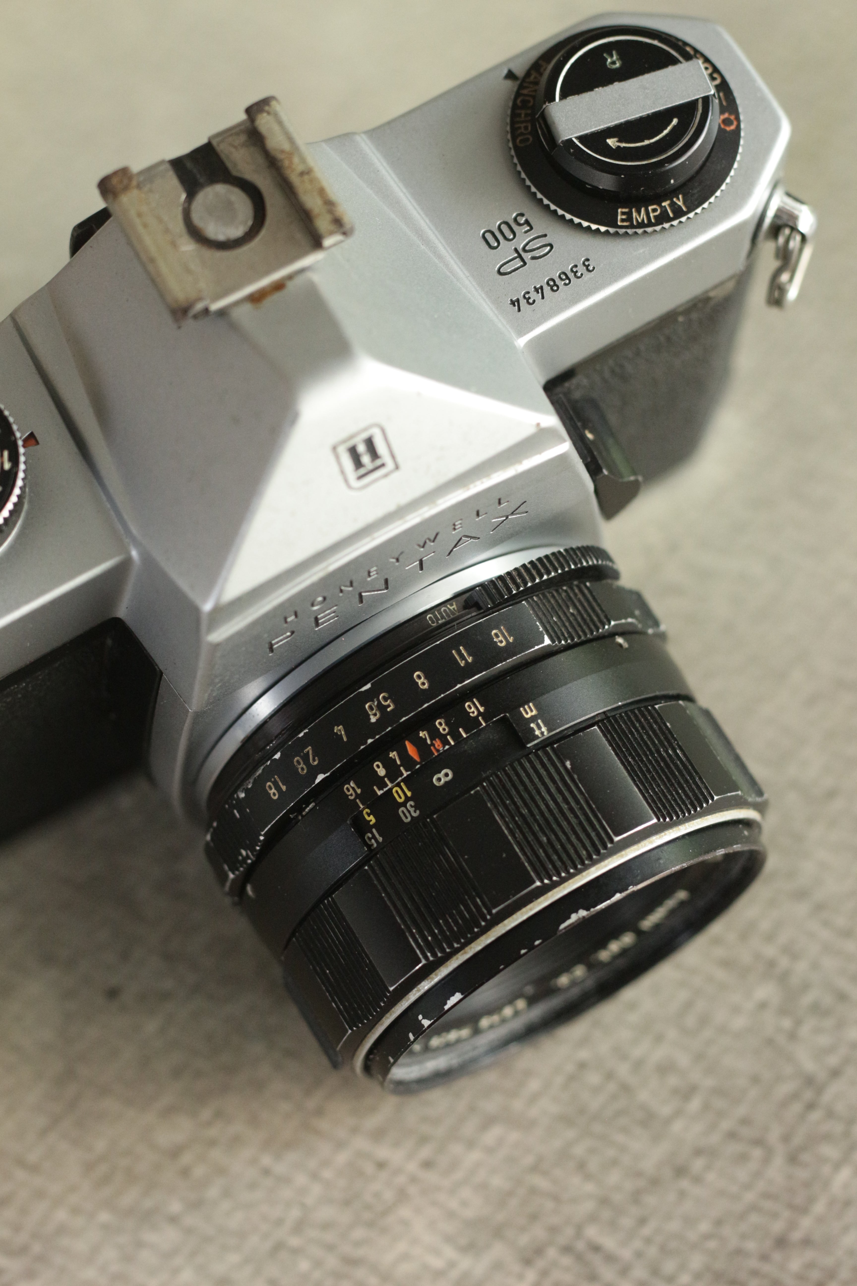 Honeywell Pentax SP500 + Asahi Super-Takumar 55mm F1.8