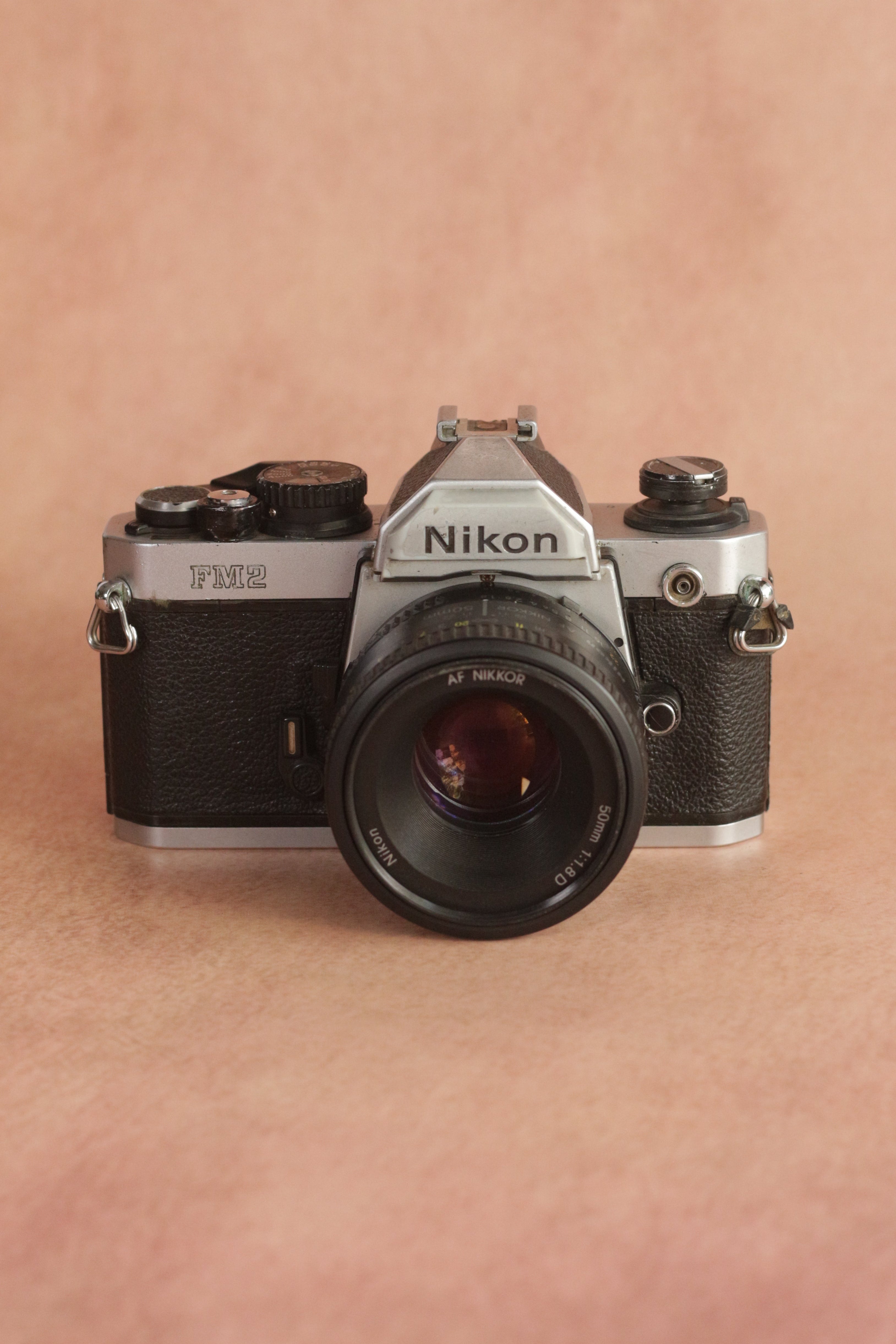 Nikon FM2n + Nikkor AF 50mm f/1.8D