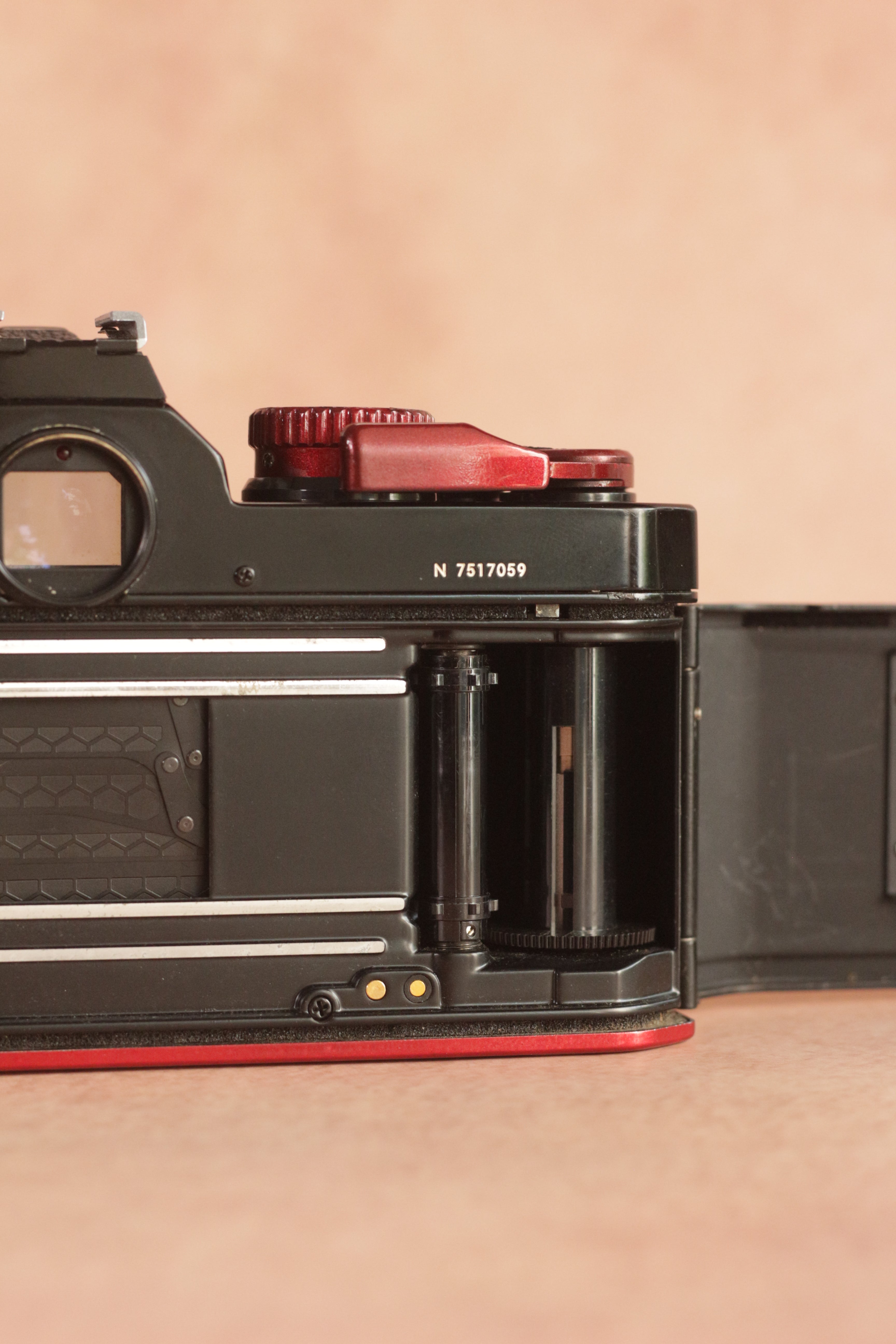 Nikon FM2n - Custom Red Paint