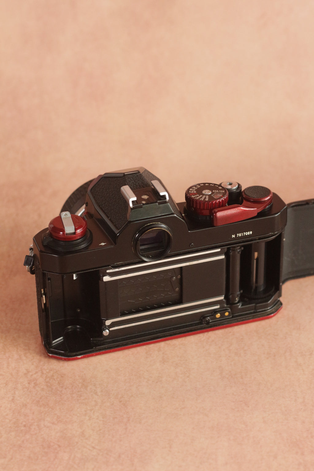 Nikon FM2n - Custom Red Paint