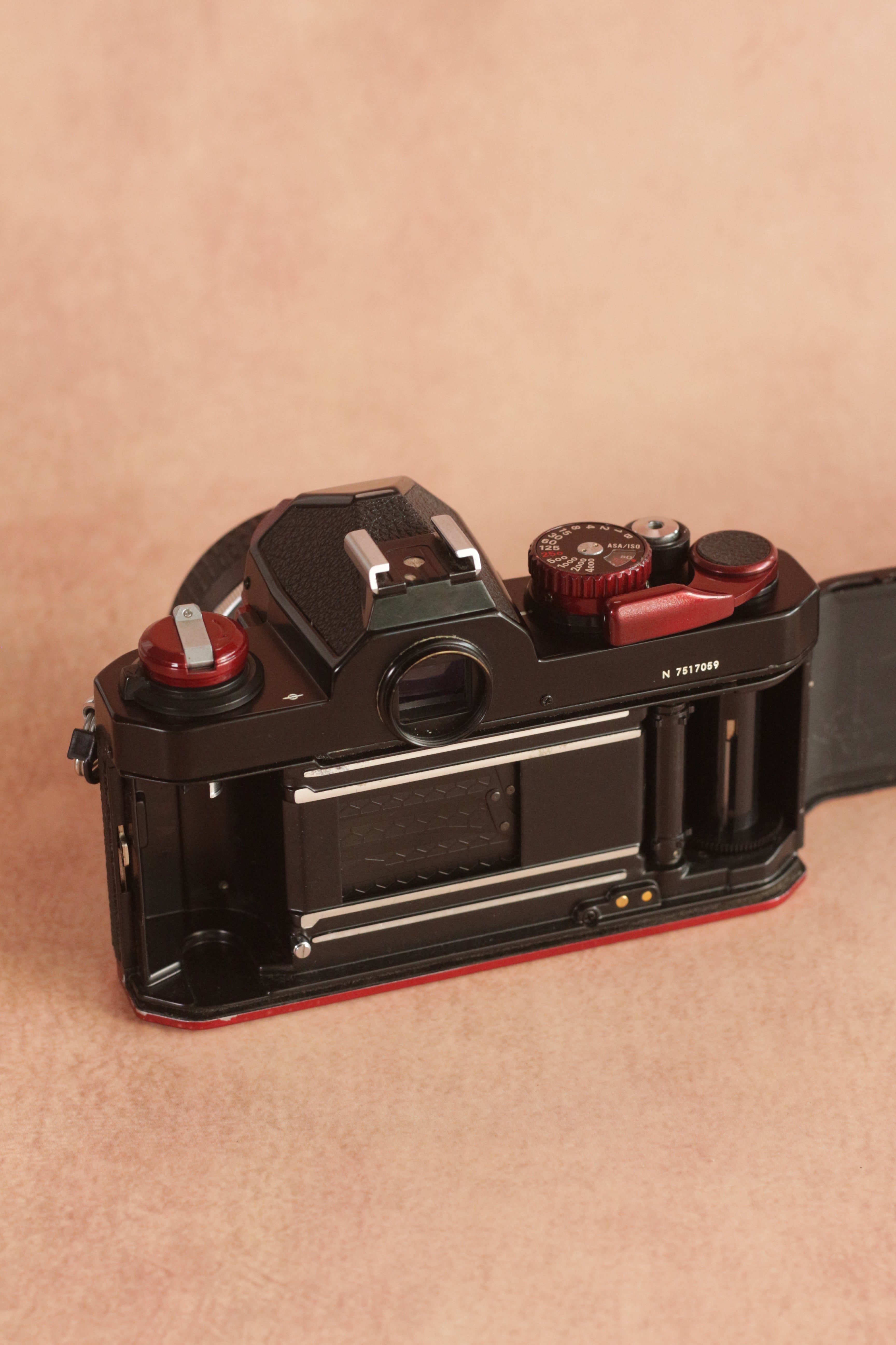 Nikon FM2n - Custom Red Paint