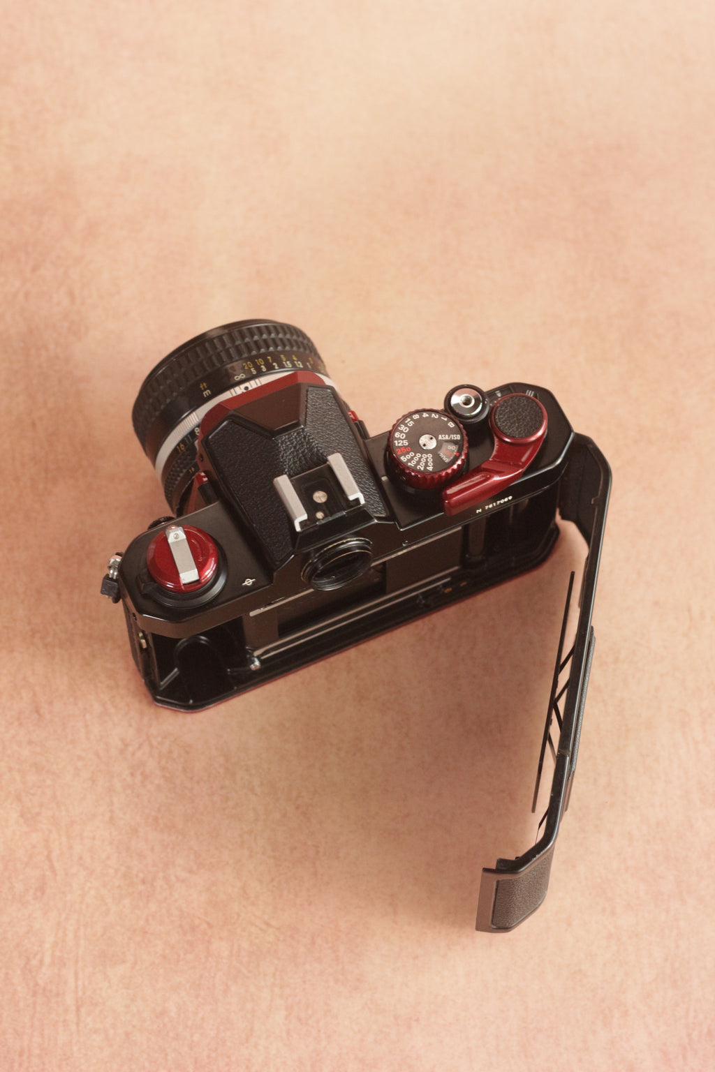 Nikon FM2n - Custom Red Paint