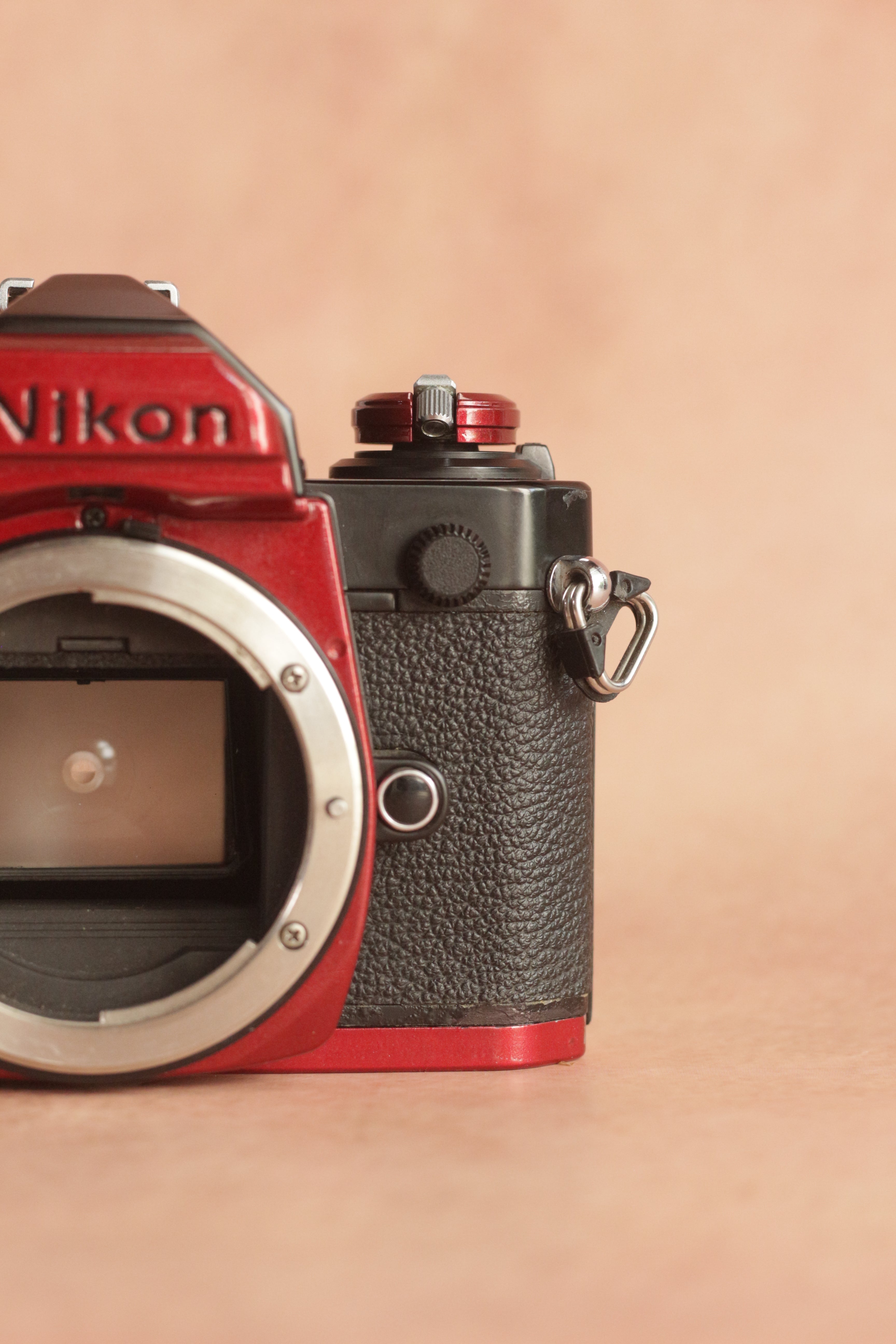 Nikon FM2n - Custom Red Paint