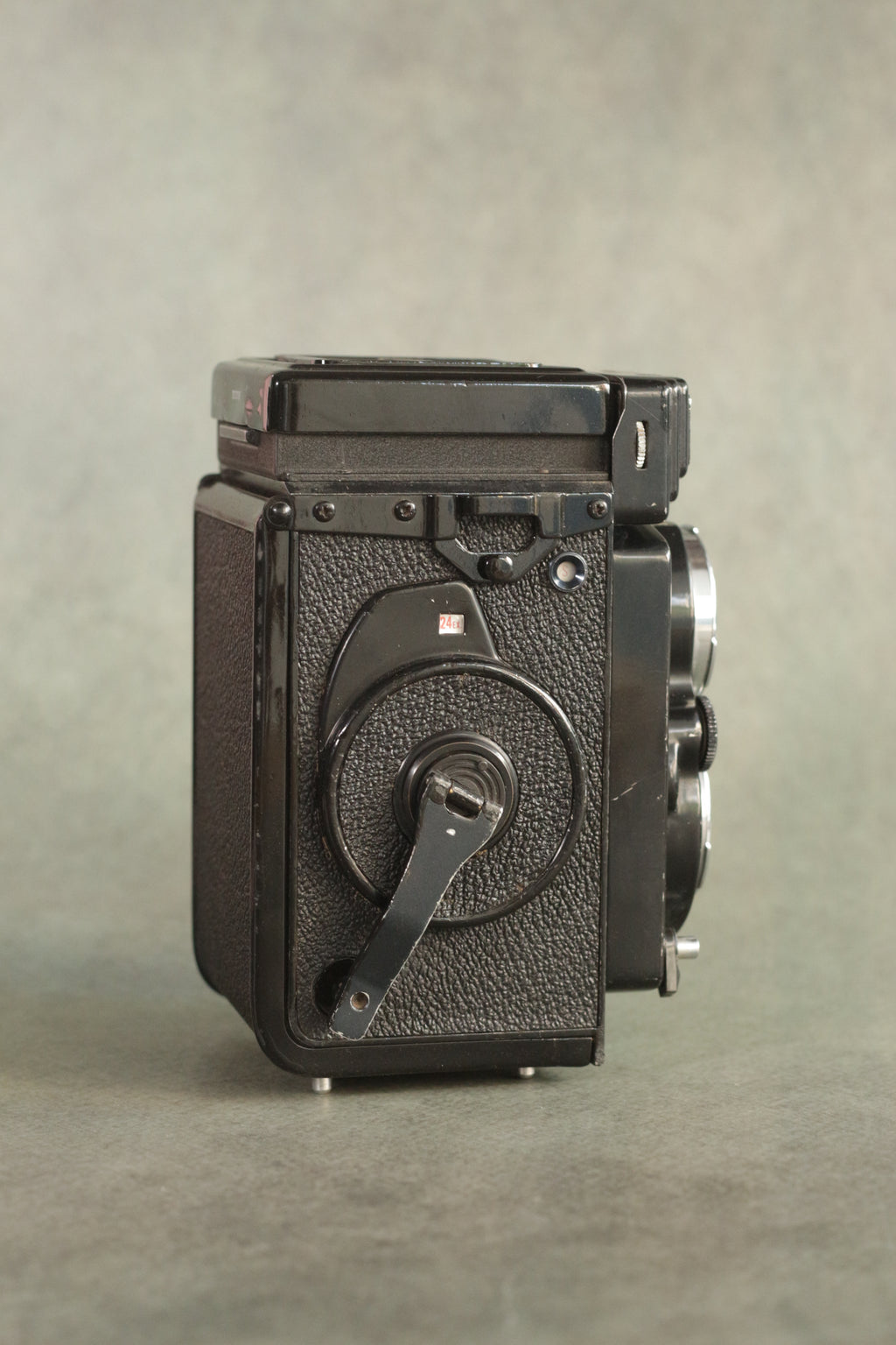 Yashica Mat-124G