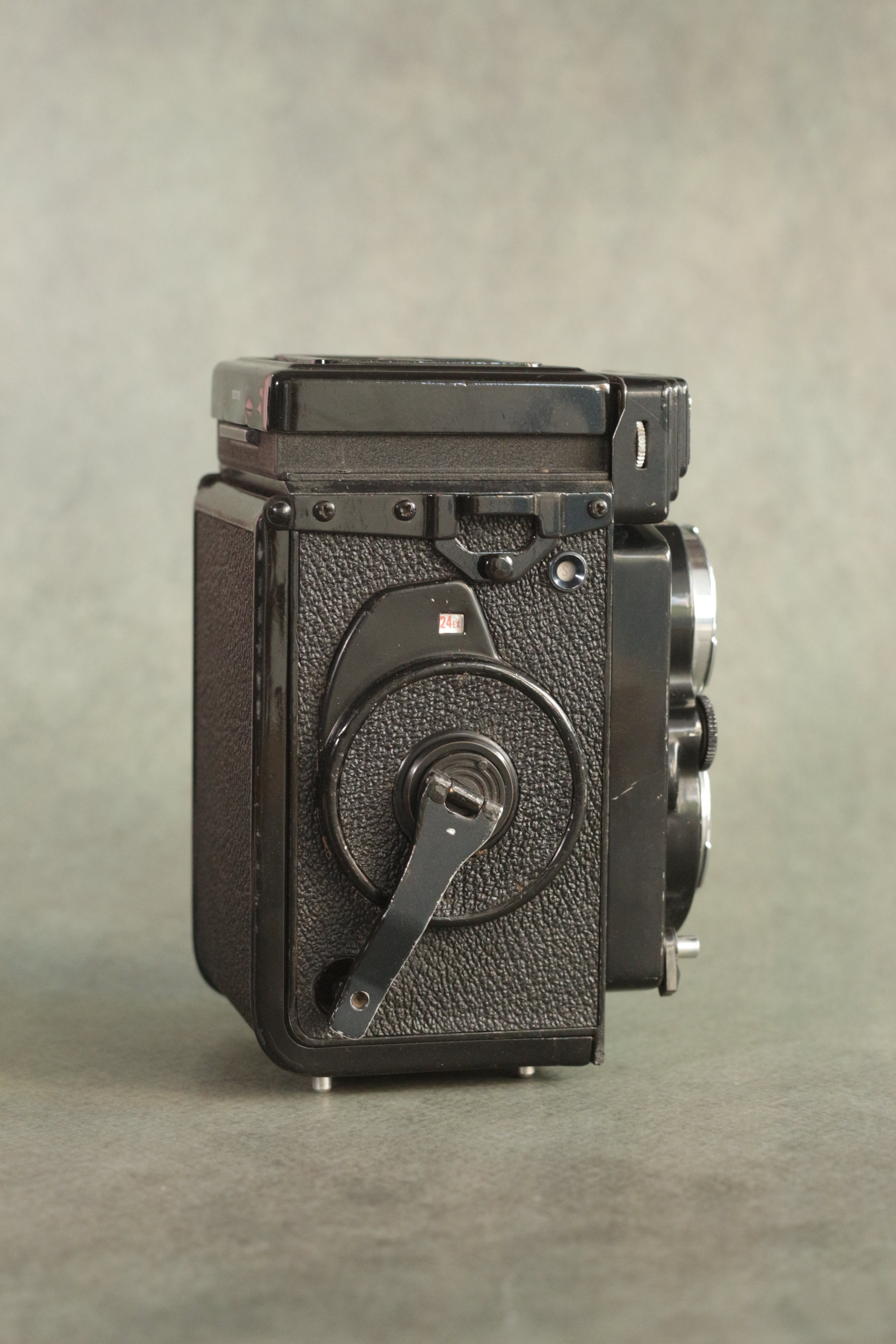 Yashica Mat-124G