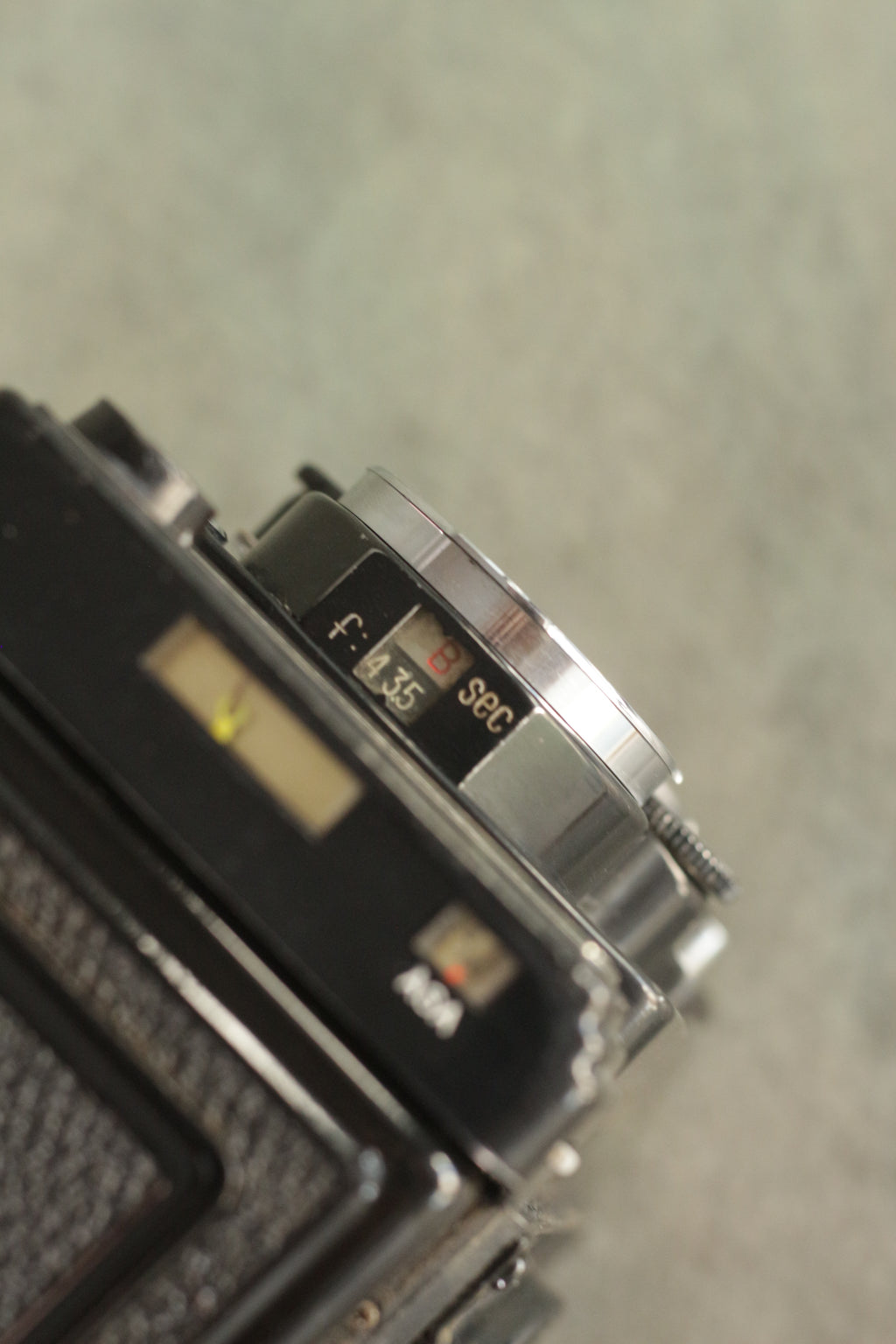Yashica Mat-124G